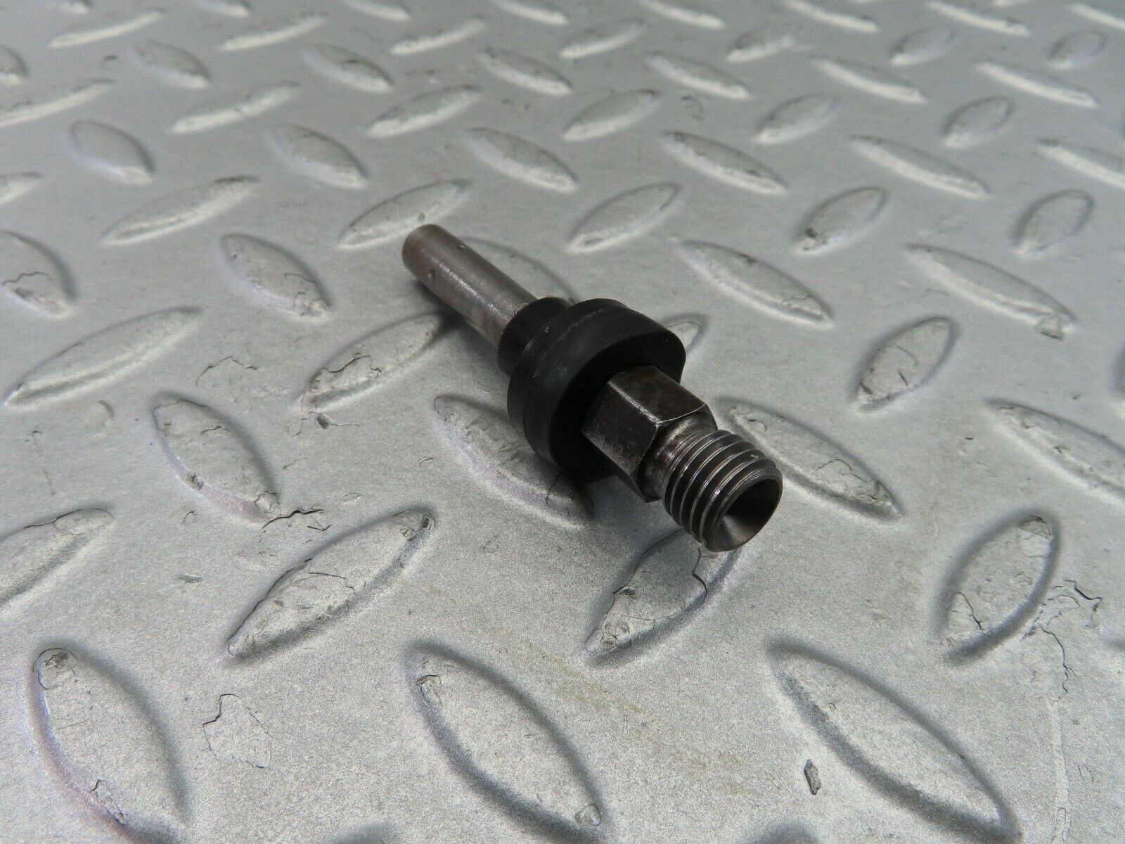 7787 Mercedes-Benz S123 230TE Wagon Fuel Injector Bosch 0437502010