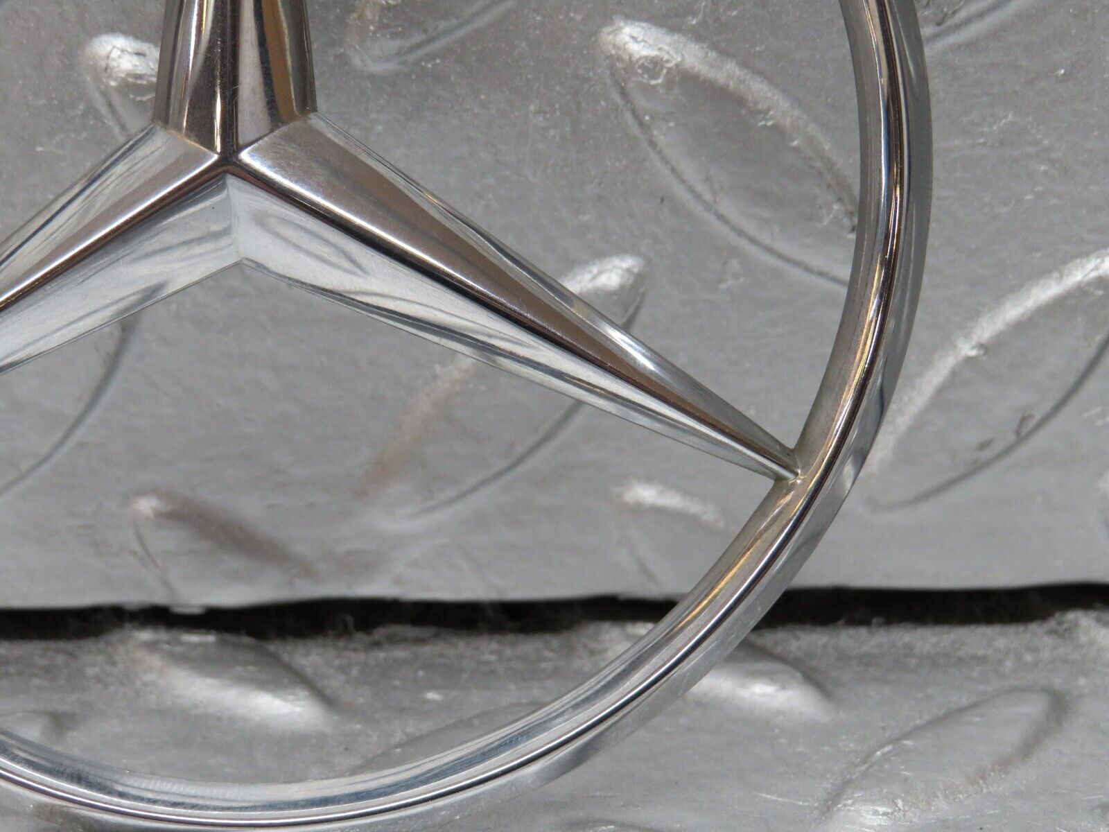 33628 Mercedes-Benz W201 190E 2.0L Chrome Rear Emblem 2017580058