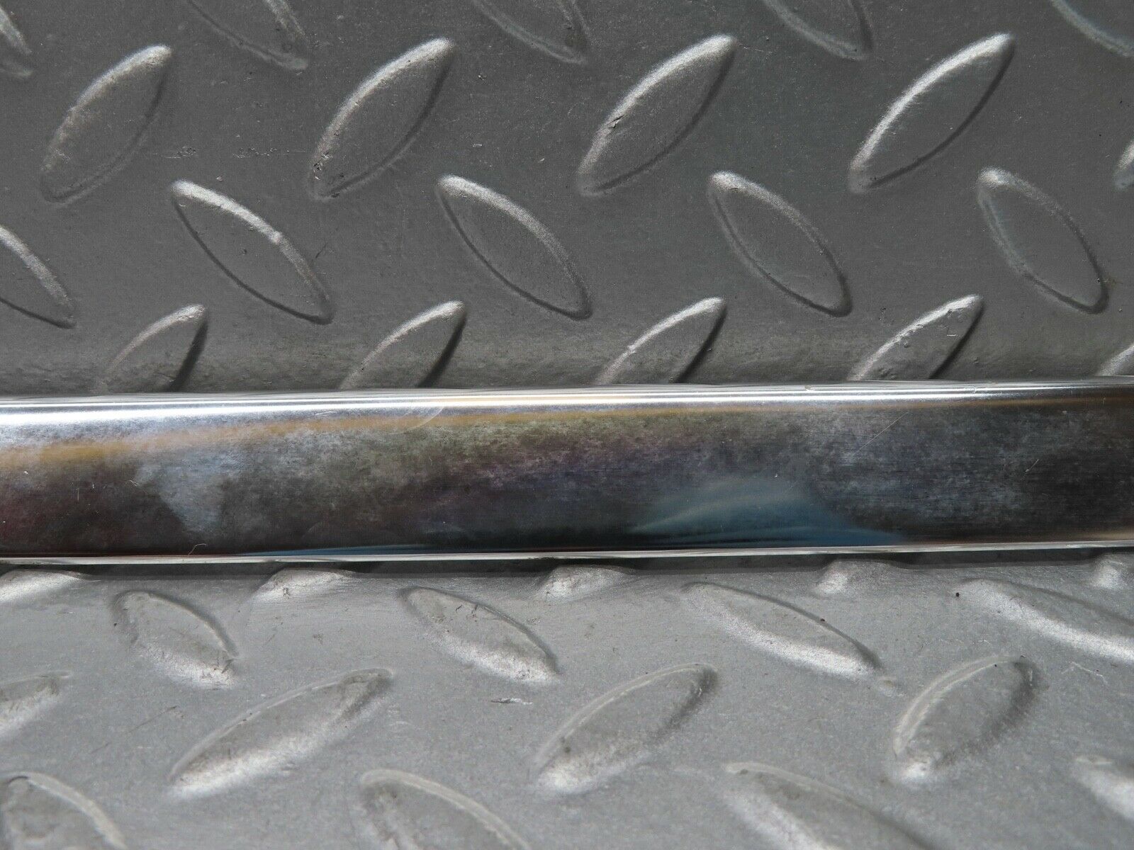 16776 Mercedes-Benz C107 380SLC Rear Right Quarter Window Chrome Trim