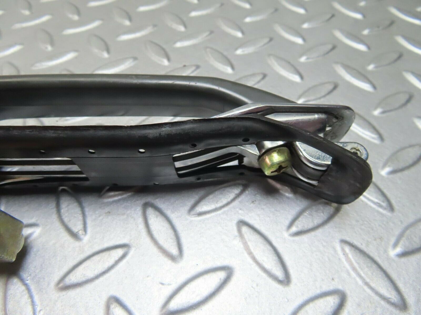 8762 Mercedes-Benz W126 Exterior Door Handle Rear 1267600059