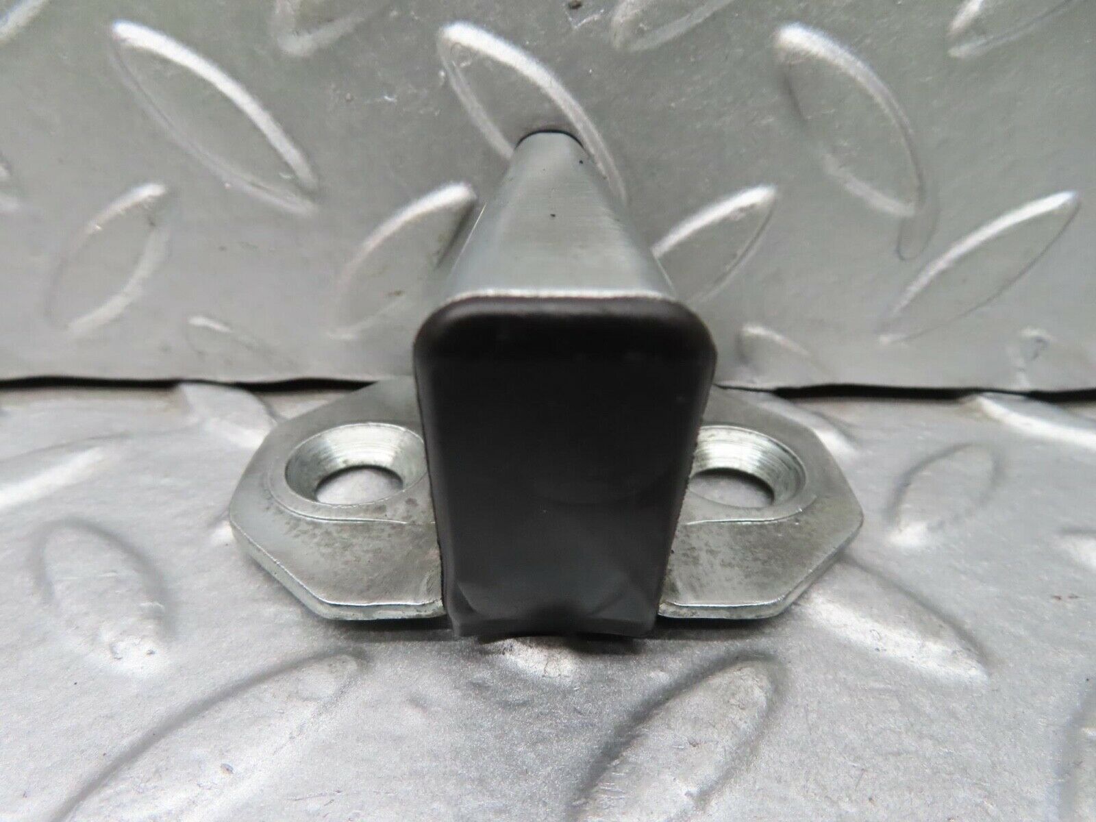 14882 Mercedes-Benz W140 S320 Door Lock Latch Right Side