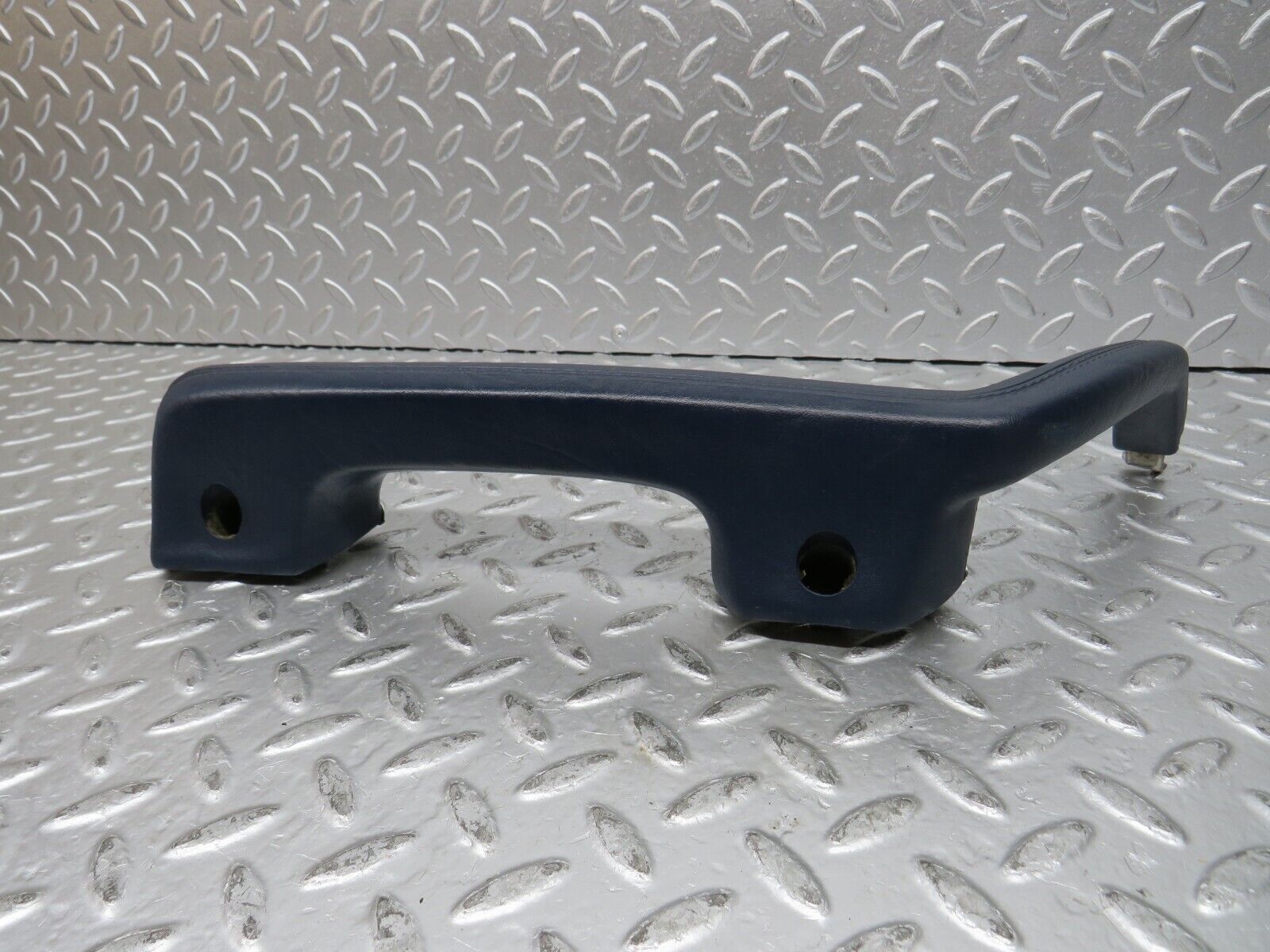 31982 Mercedes-Benz W123 230E Front Left Interior Door Handle 1239701701