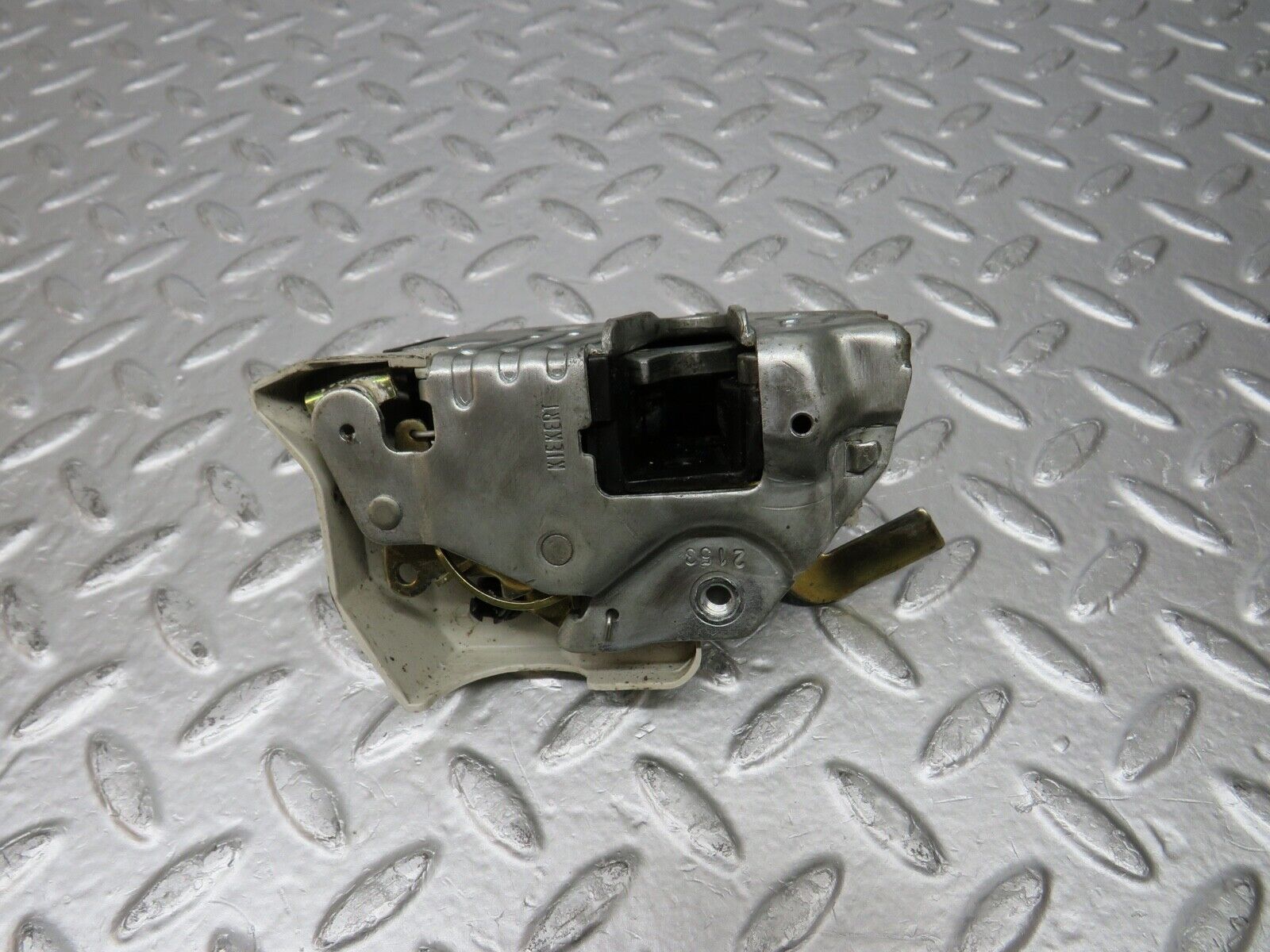 30486 Mercedes-Benz W124 230E Rear Right Door Lock Mechanism