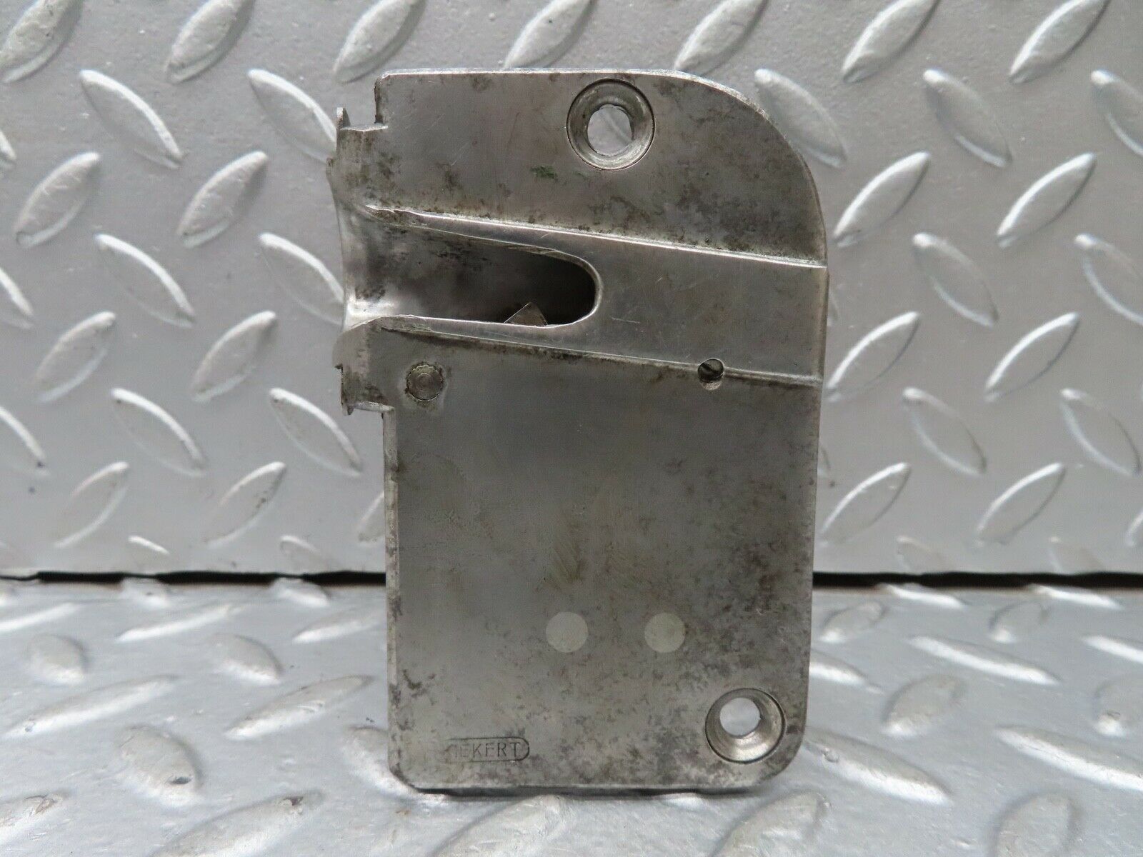 18850 Mercedes-Benz W121 190b Ponton Rear Right Door Lock Mechanism