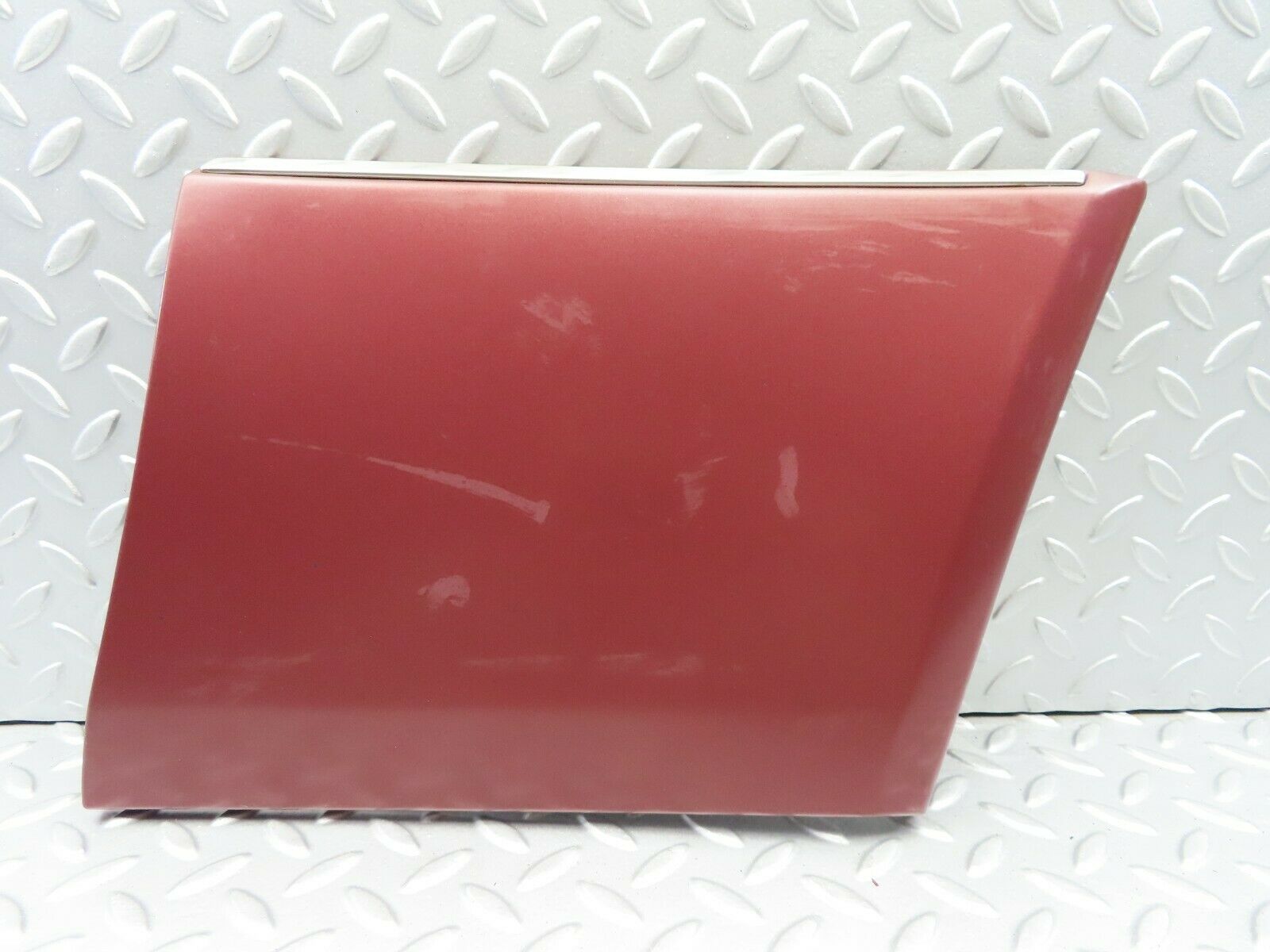 6681 Mercedes-Benz S124 E220 Wagon Front Right Fender Wing Moulding Trim 1246901440