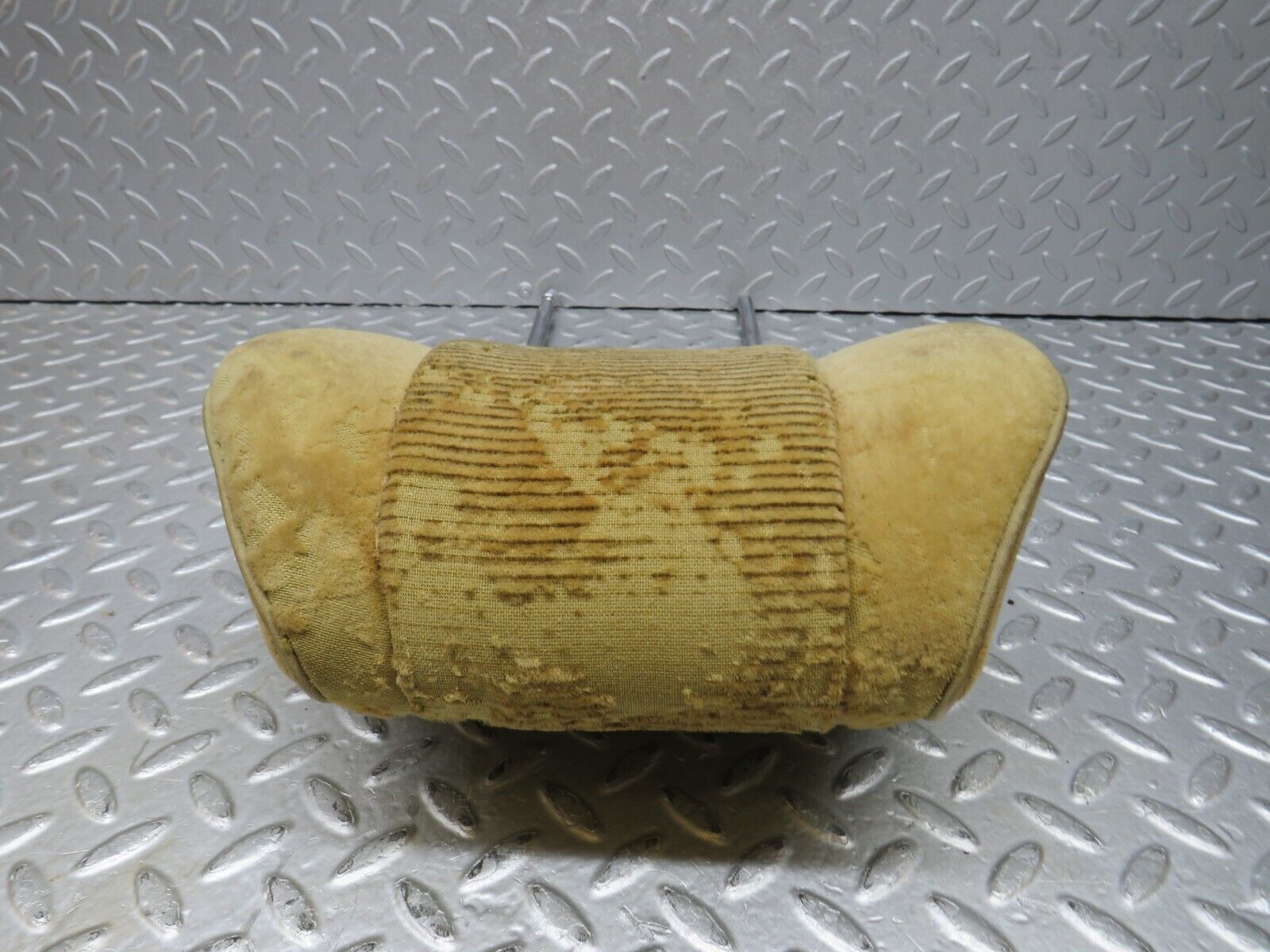 37079 Mercedes-Benz C126 420SEC Coupe Front Seat Headrest