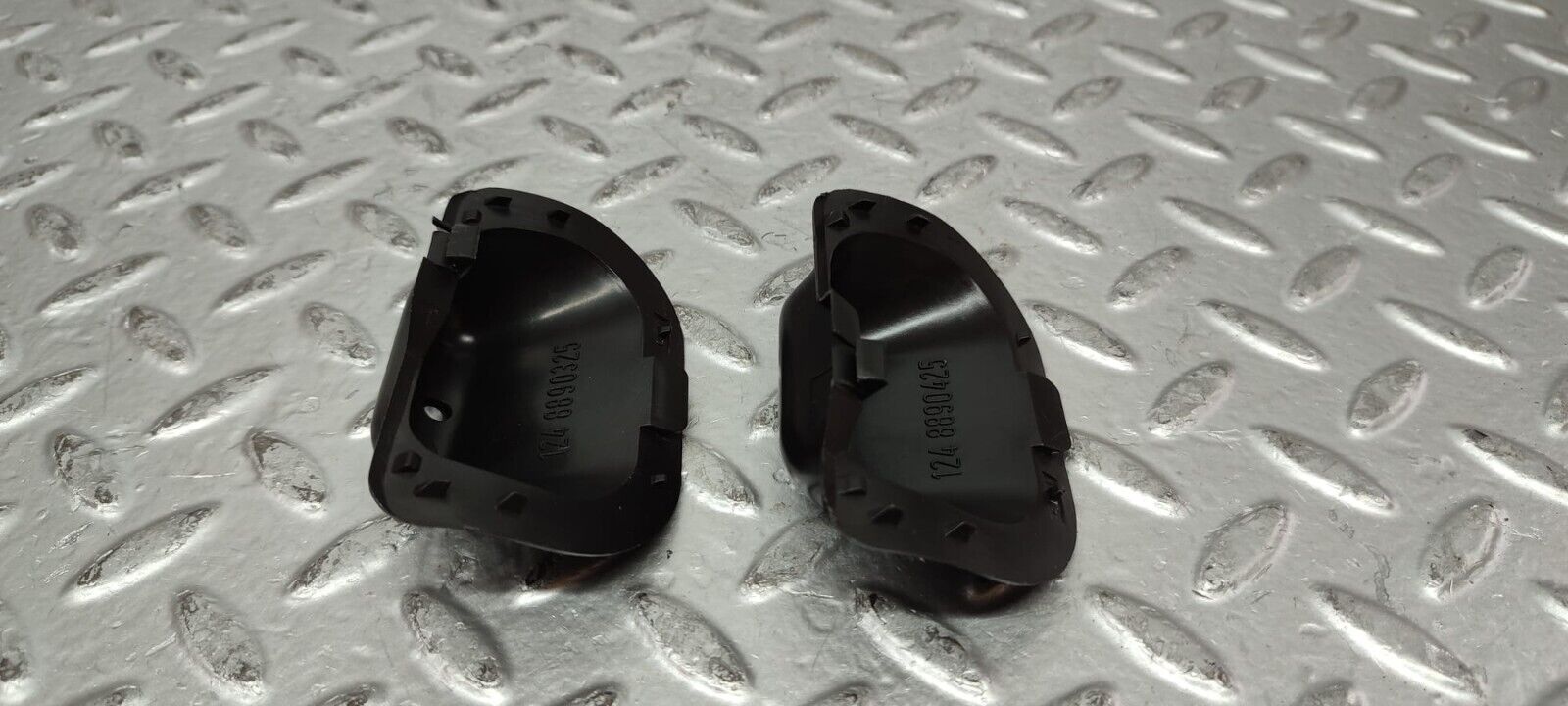 26342 Mercedes-Benz C124 220CE Washer Nozzle Cover Pair 1248890325 1248890425