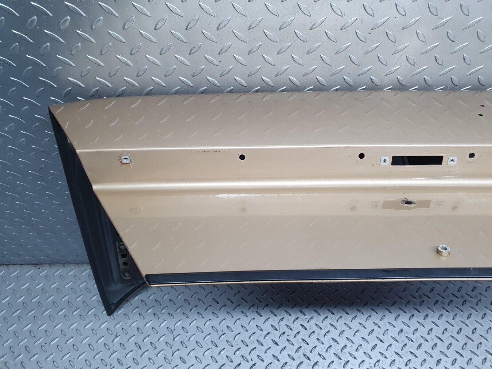 41372 Mercedes-Benz W124 200E Boot Lid Trunk Door