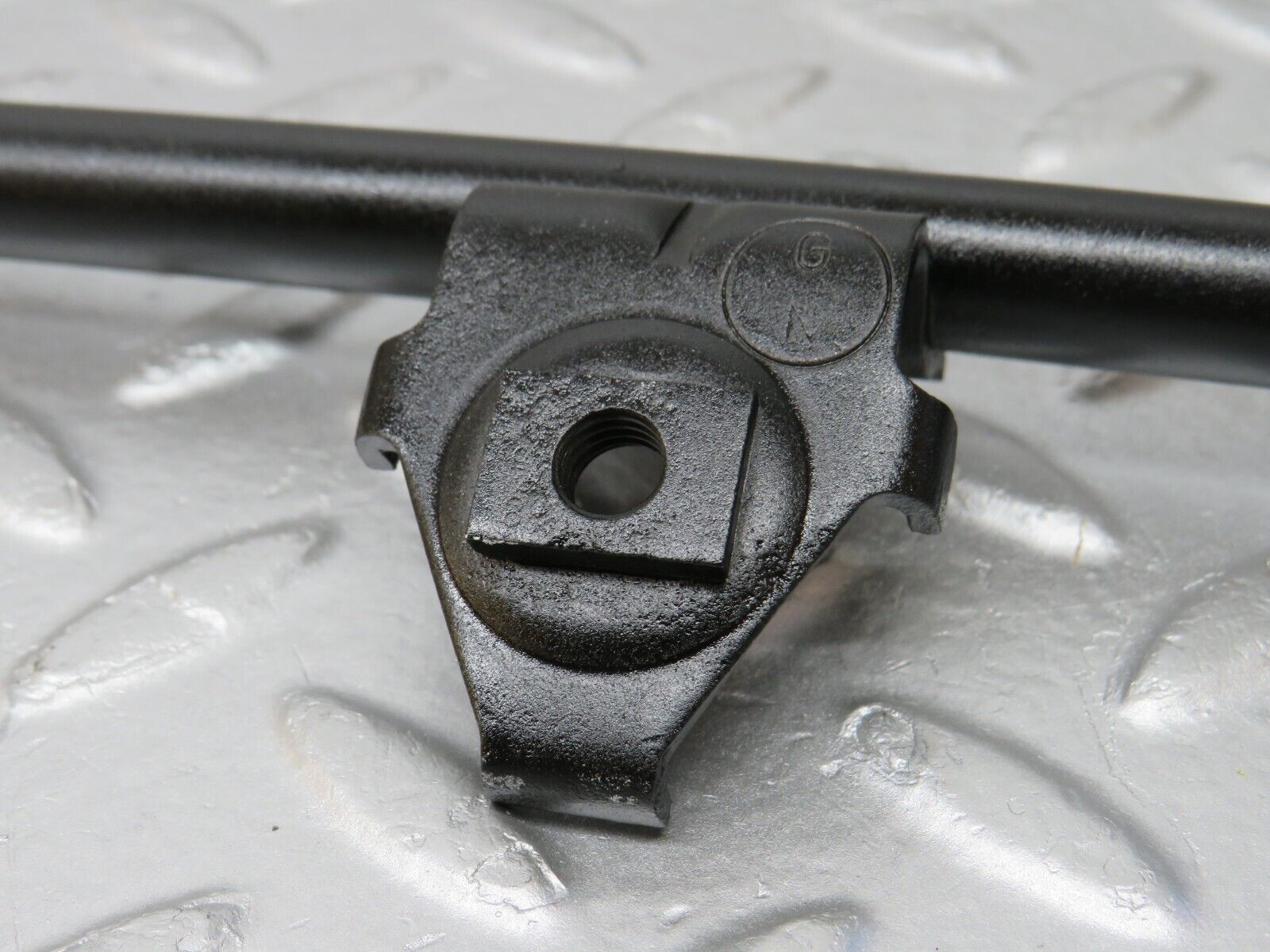 34604 Mercedes-Benz C126 380SEC Coupe Horn Bracket