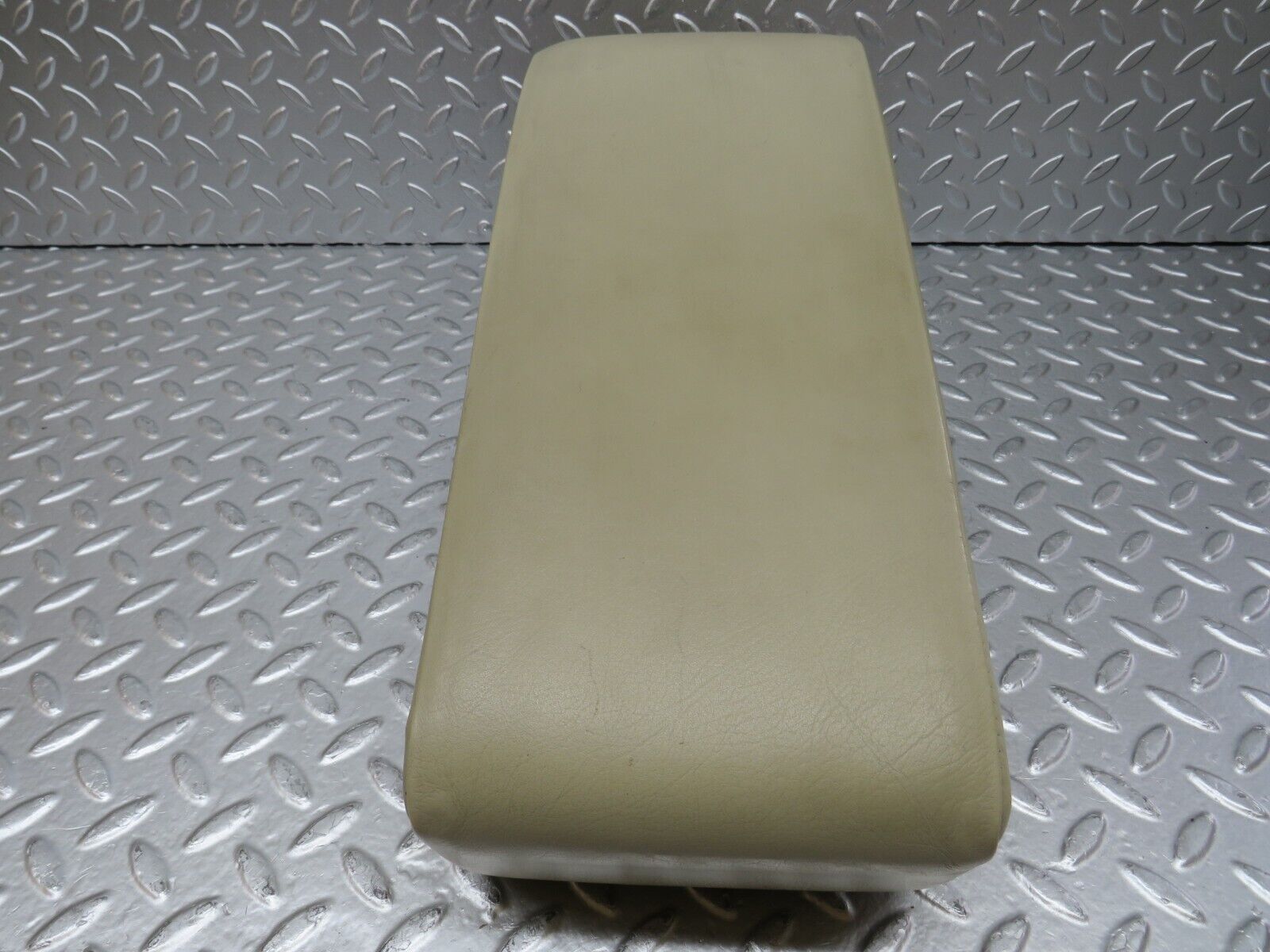 26748 Mercedes-Benz C124 220CE Rear Centre Armrest Beige 1249240237 1249730689