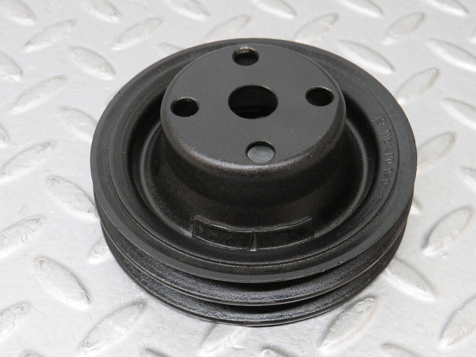 36348 Mercedes-Benz W126 420SE Water Pump Pulley 1162000405