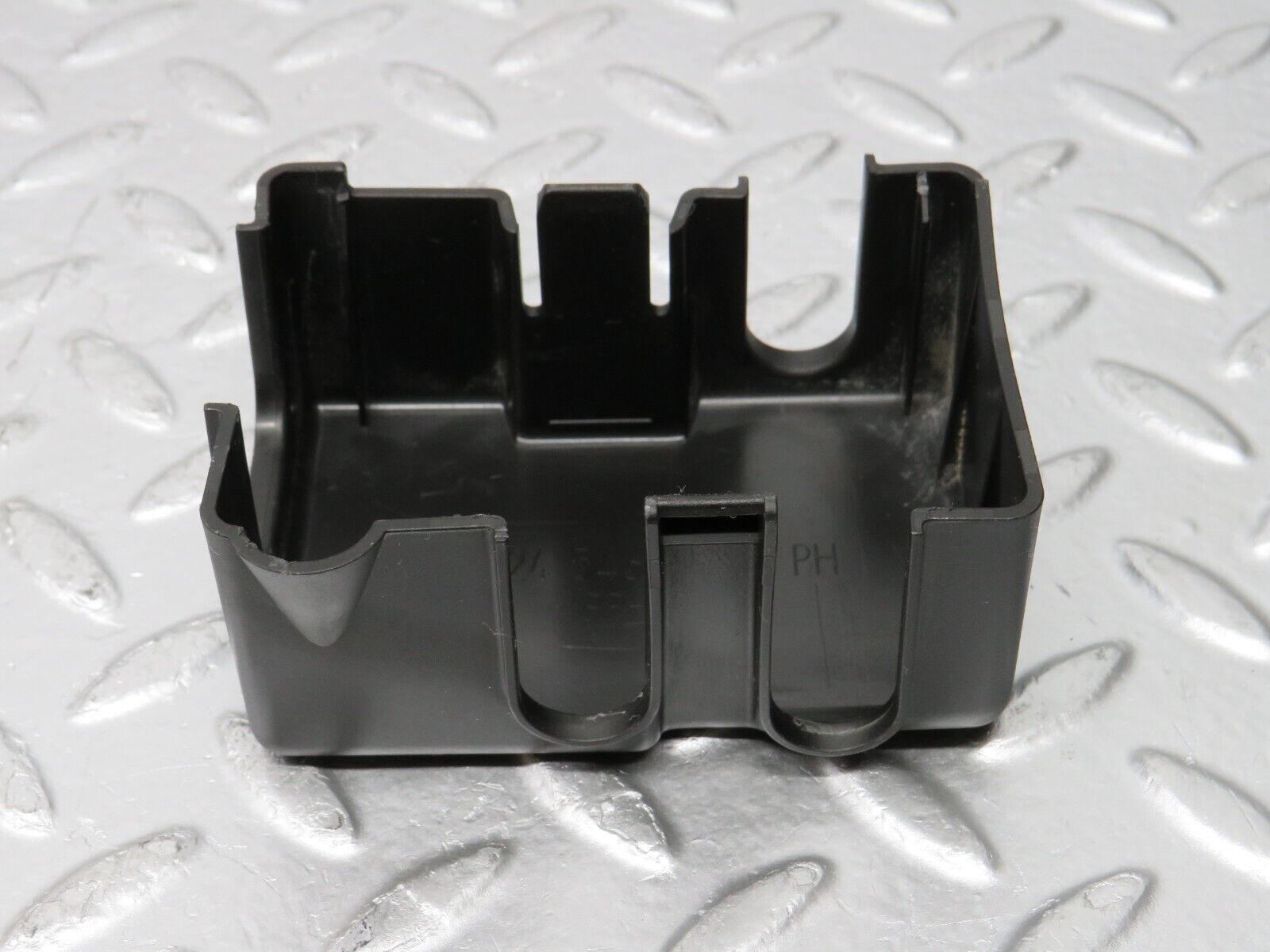 31249 Mercedes-Benz S124 220TE Wagon Cable Connect Cover 1245460881