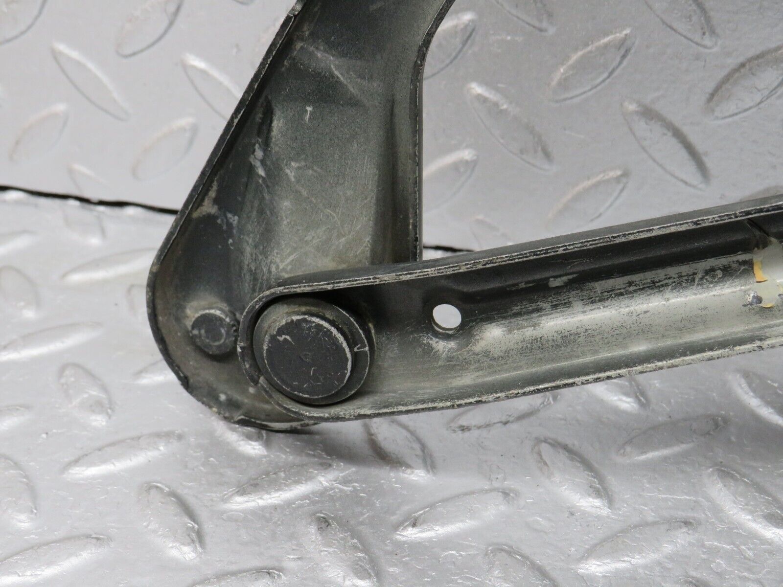 38041 Mercedes-Benz A124 320E Cabriolet Bonnet Hinge Left Side 1298870174