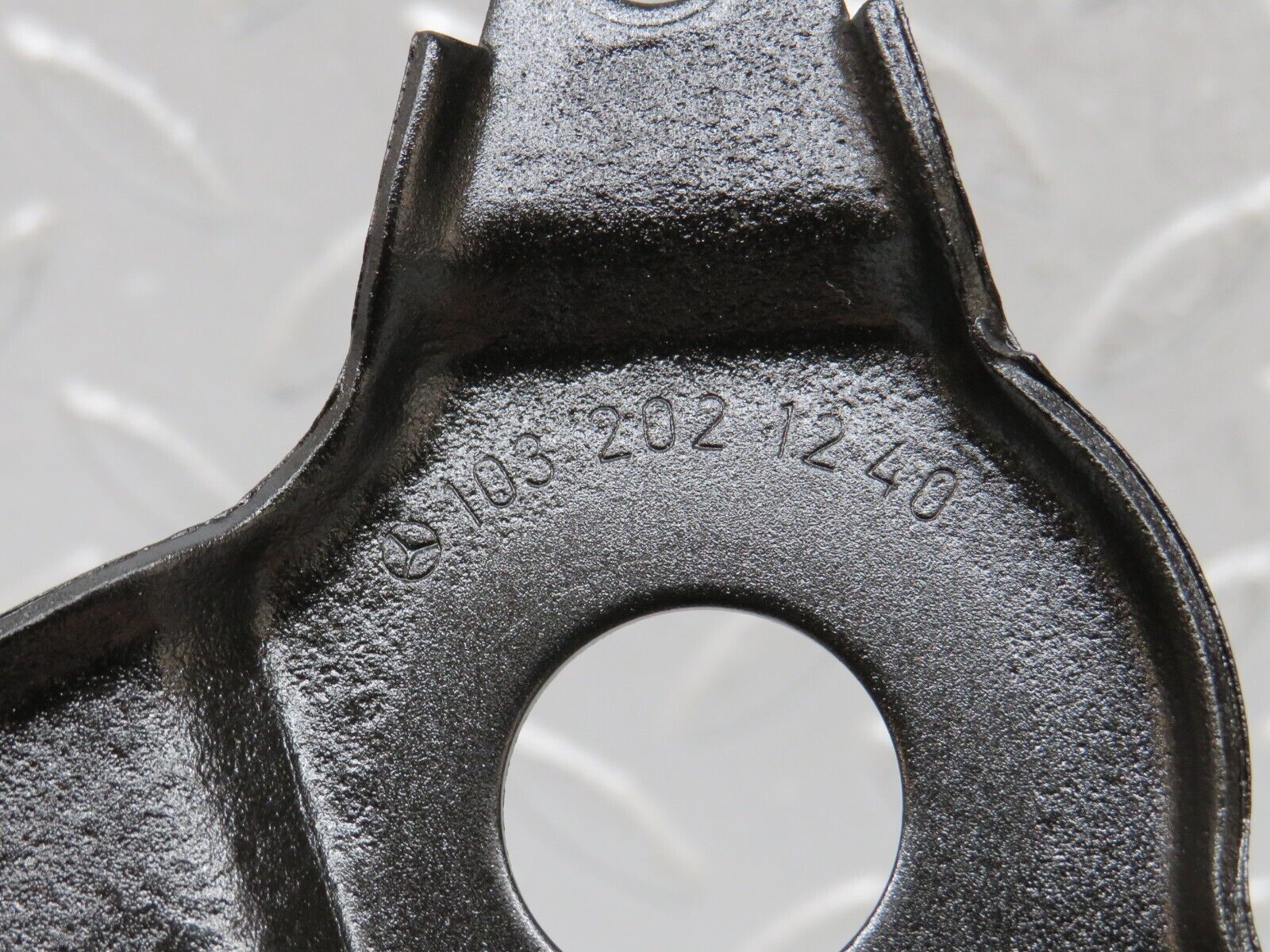 38930 Mercedes-Benz W201 190E 2.6L Belt Tensioner Bracket 1032021240