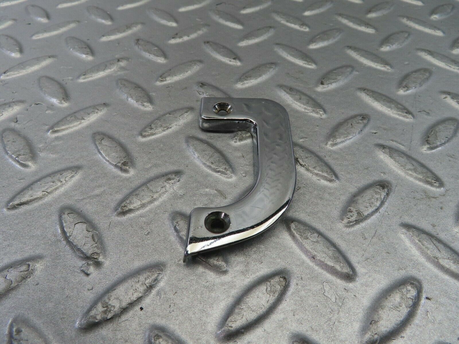 9225 Mercedes-Benz W115 Right Interior Chrome Door Latch Trim