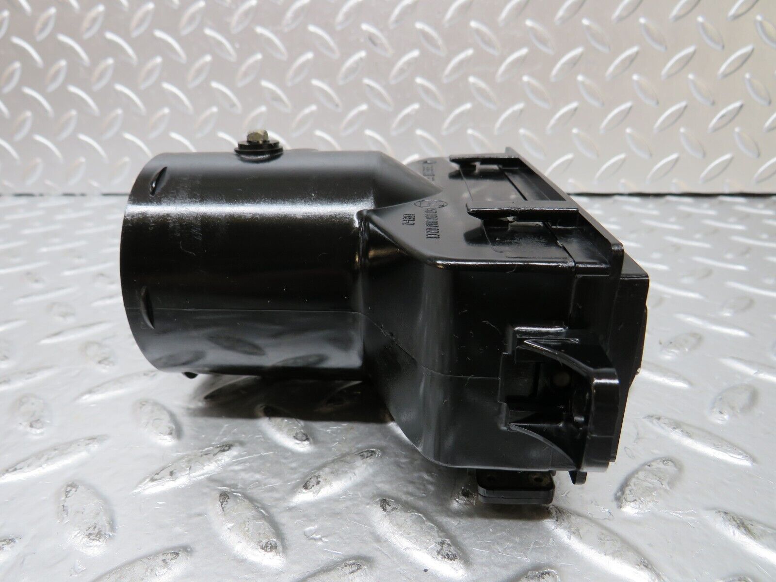 26181 Mercedes-Benz W116 450SE Dashboard Air Vent 1168310130