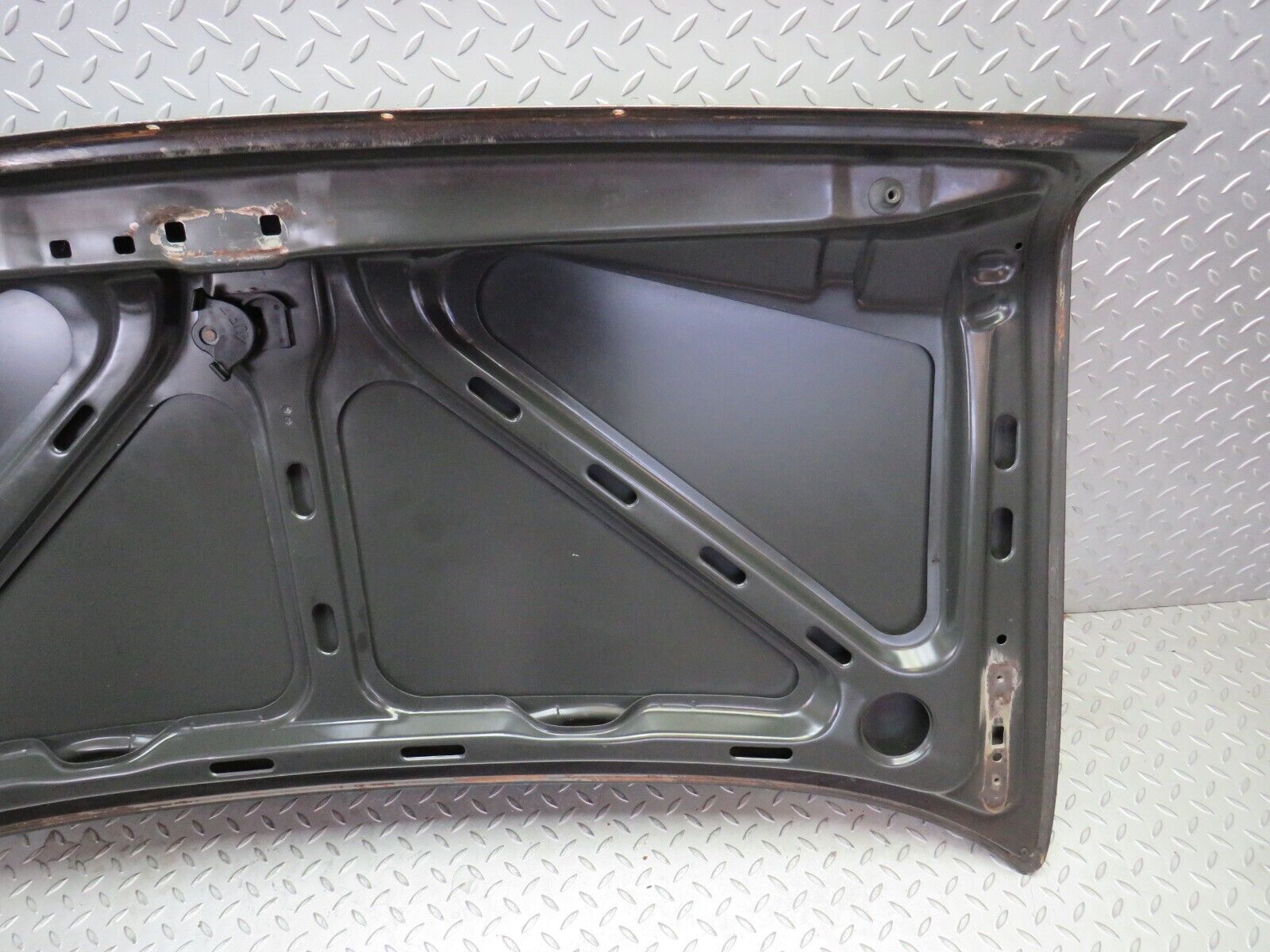 36224 Mercedes-Benz W126 420SE Boot Lid Trunk Door