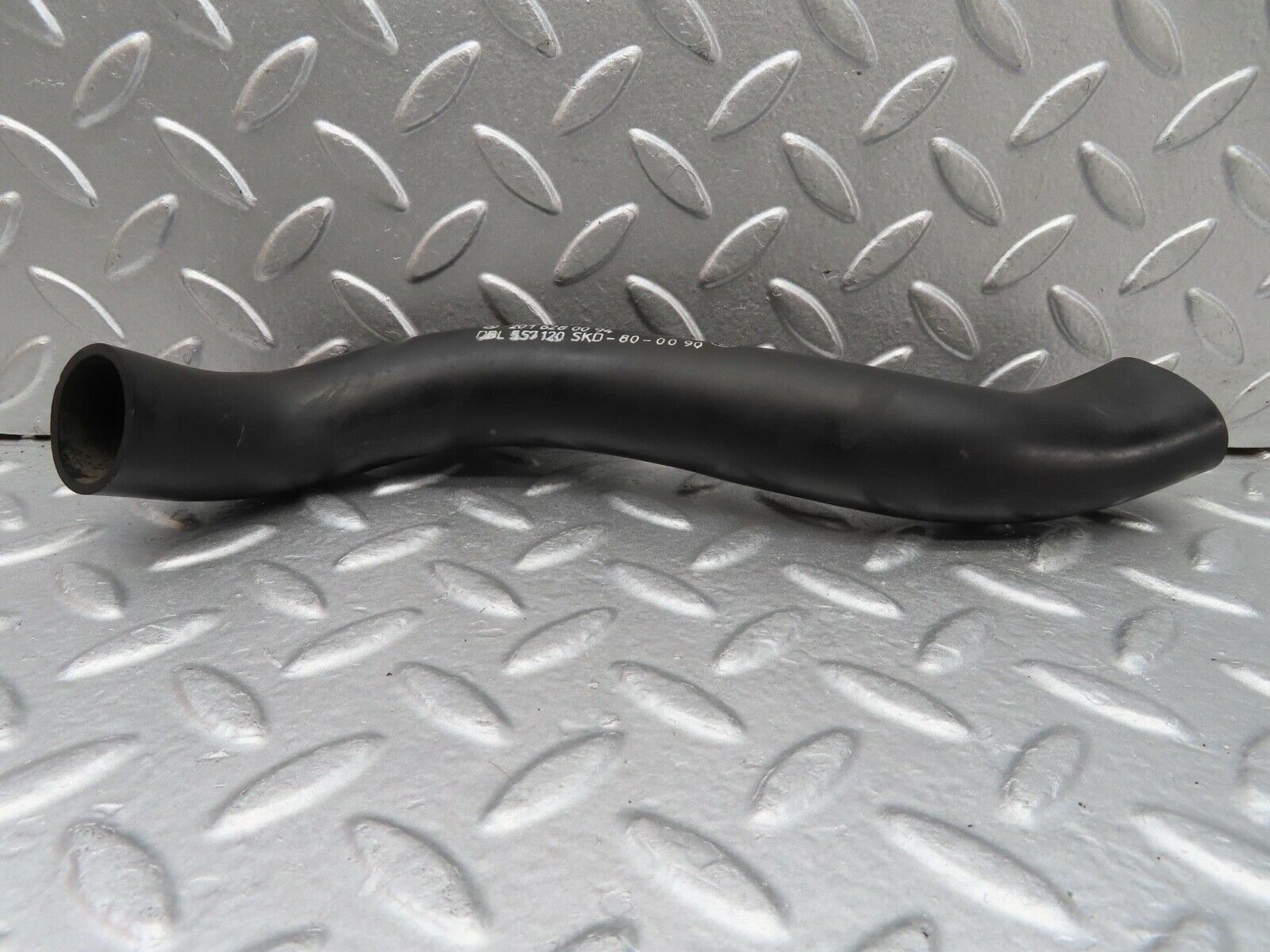 14765 Mercedes-Benz W201 190E Water Drain Rubber Hose Pipe 2016280094