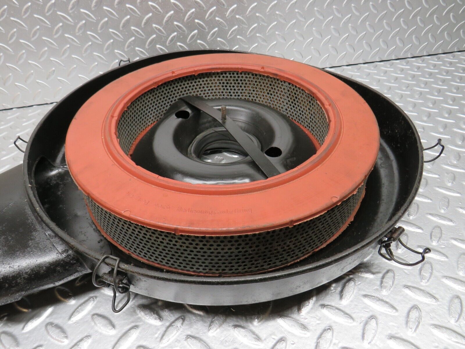 0850 Mercedes-Benz C107 350SLC Coupe Air Filter Housing 4515785126