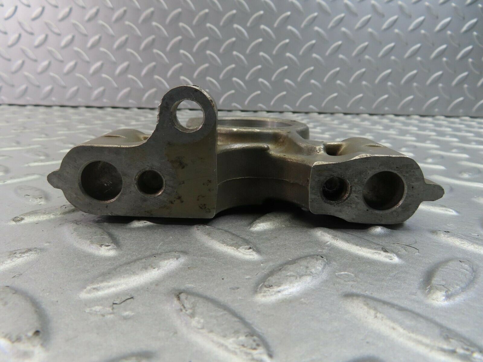 10209 Mercedes-Benz W111 220SE Camshaft Tower Bearing 1800514016 48 mm