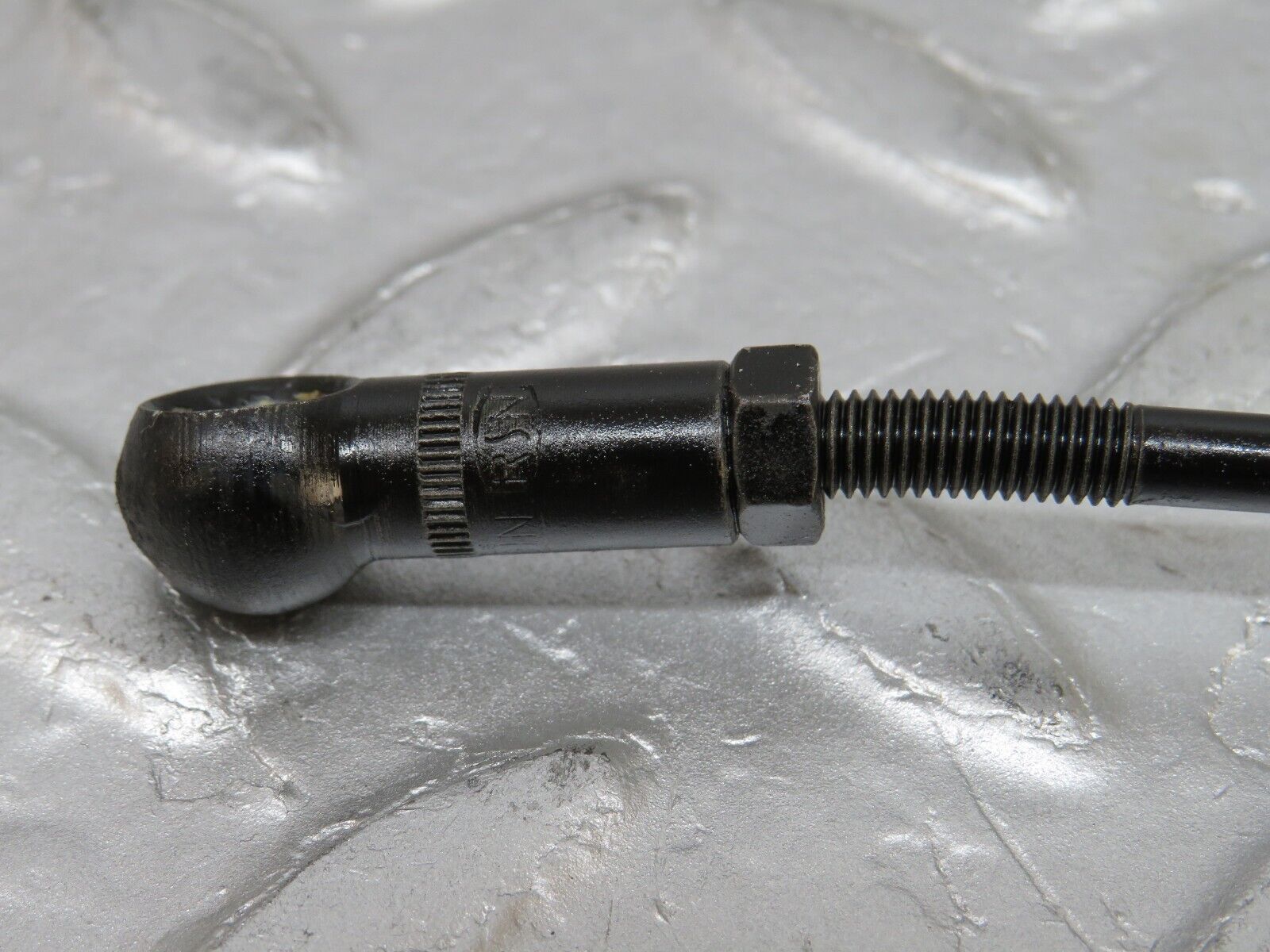 37555 Mercedes-Benz W109 300SEL Throttle Linkage