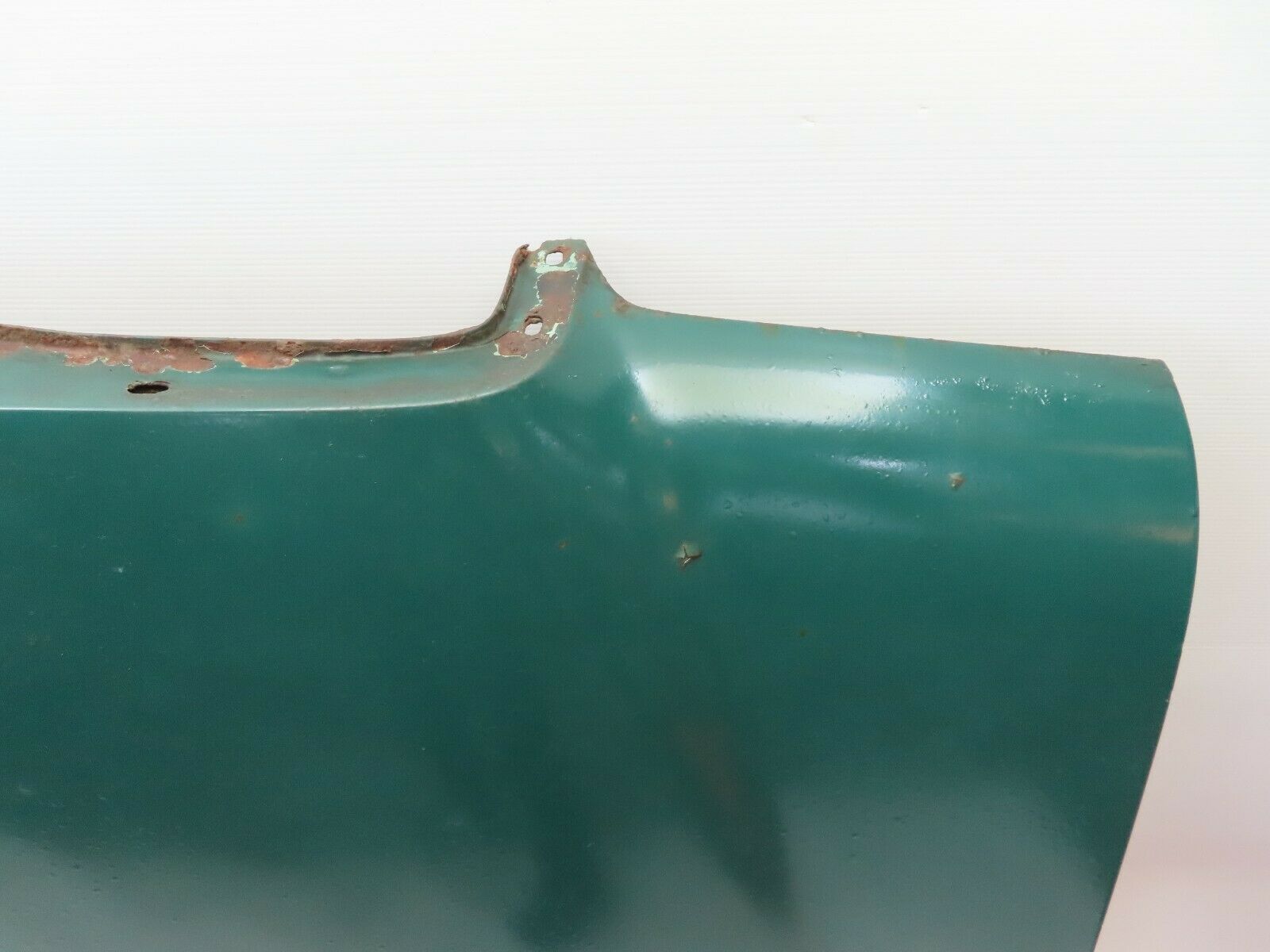 7926 Mercedes-Benz W115 220D Bonnet