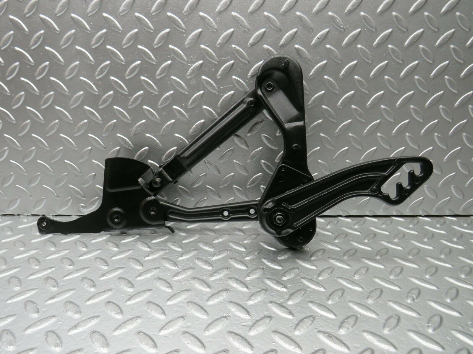 22550 Mercedes-Benz C124 E220 Coupe Bonnet Hinge Right Side 1298870274