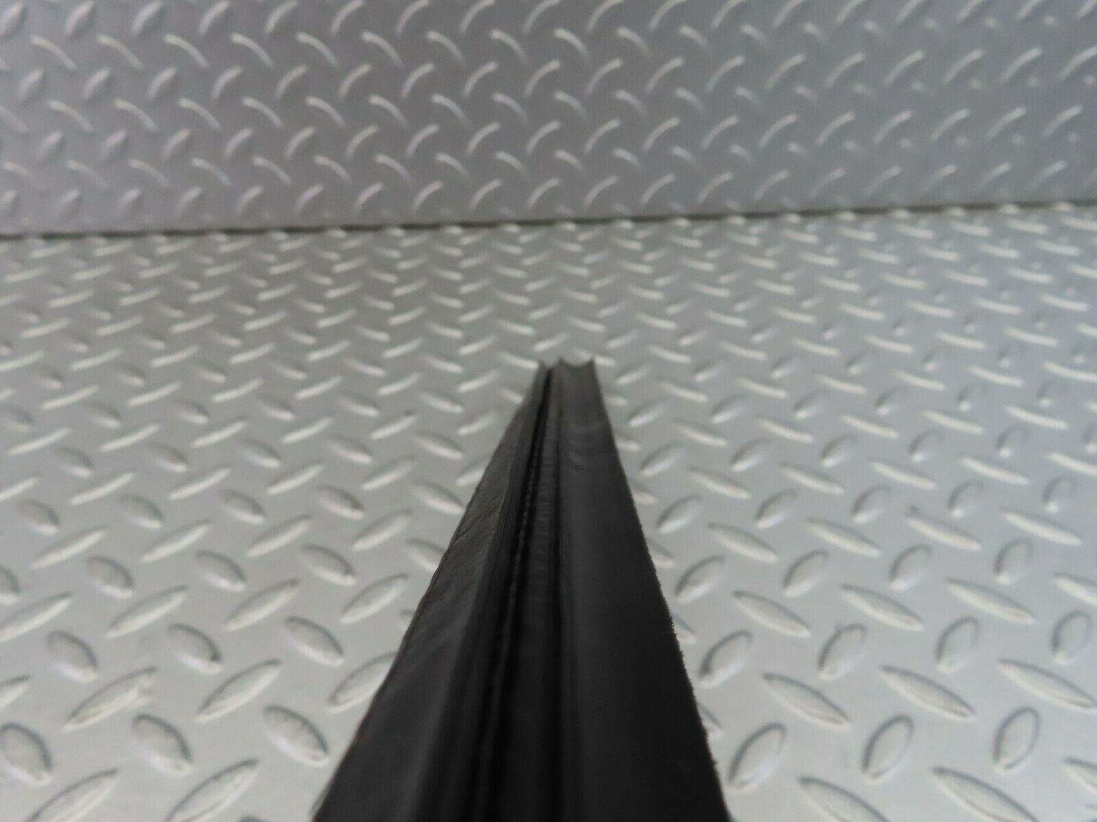 7610 Mercedes-Benz S123 230TE Wagon Inner Window Weatherstrip Seal Rear Right