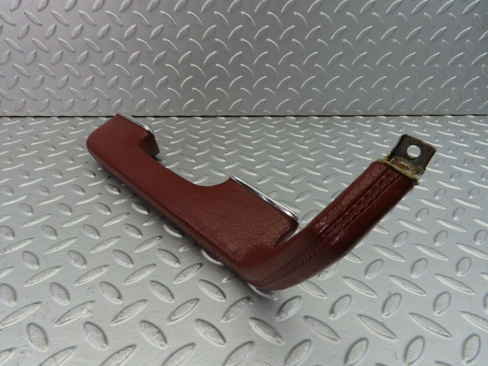 7582 Mercedes-Benz S123 230TE Wagon Interior Door Handle Front Left 1239701701