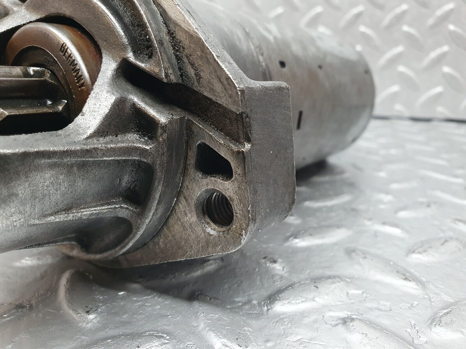 41443 Mercedes-Benz W124 200E Starter Motor Bosch 0001108003 0331303053