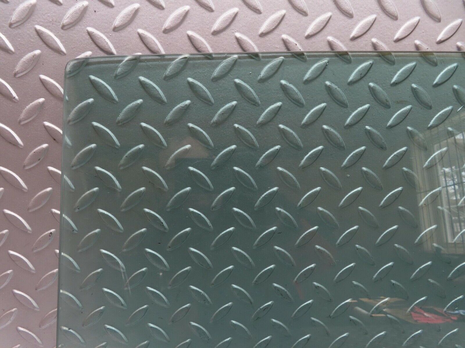 13078 Mercedes-Benz W111 220S Rear Left Door Window Glass