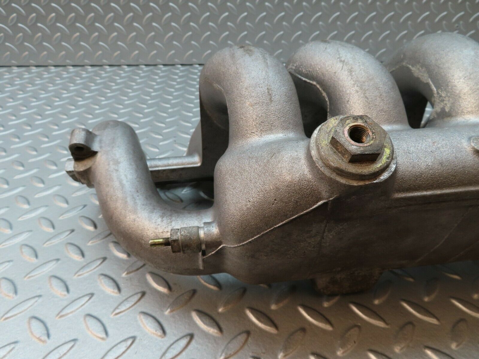 4879 Mercedes-Benz W114 280CE Coupe Intake Manifold 1101411201