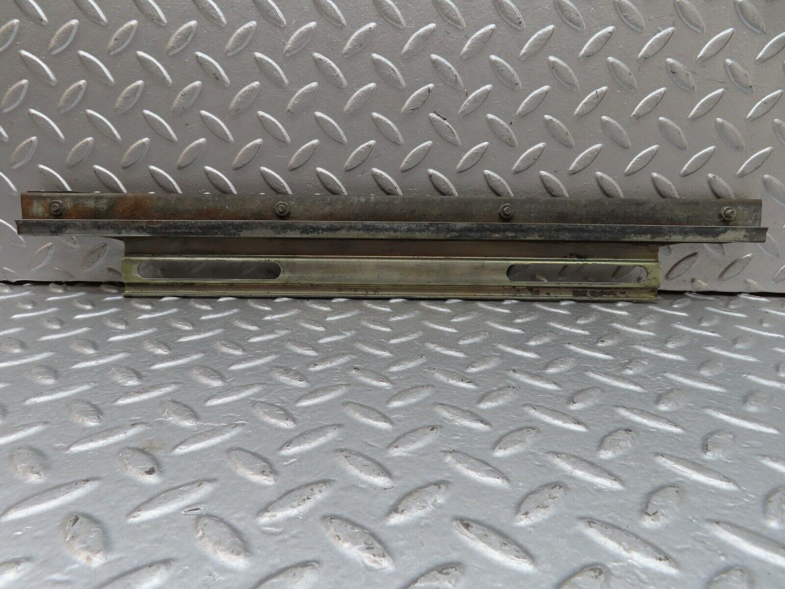 18360 Mercedes-Benz W111 220SE Coupe Right Door Window Bottom Rail