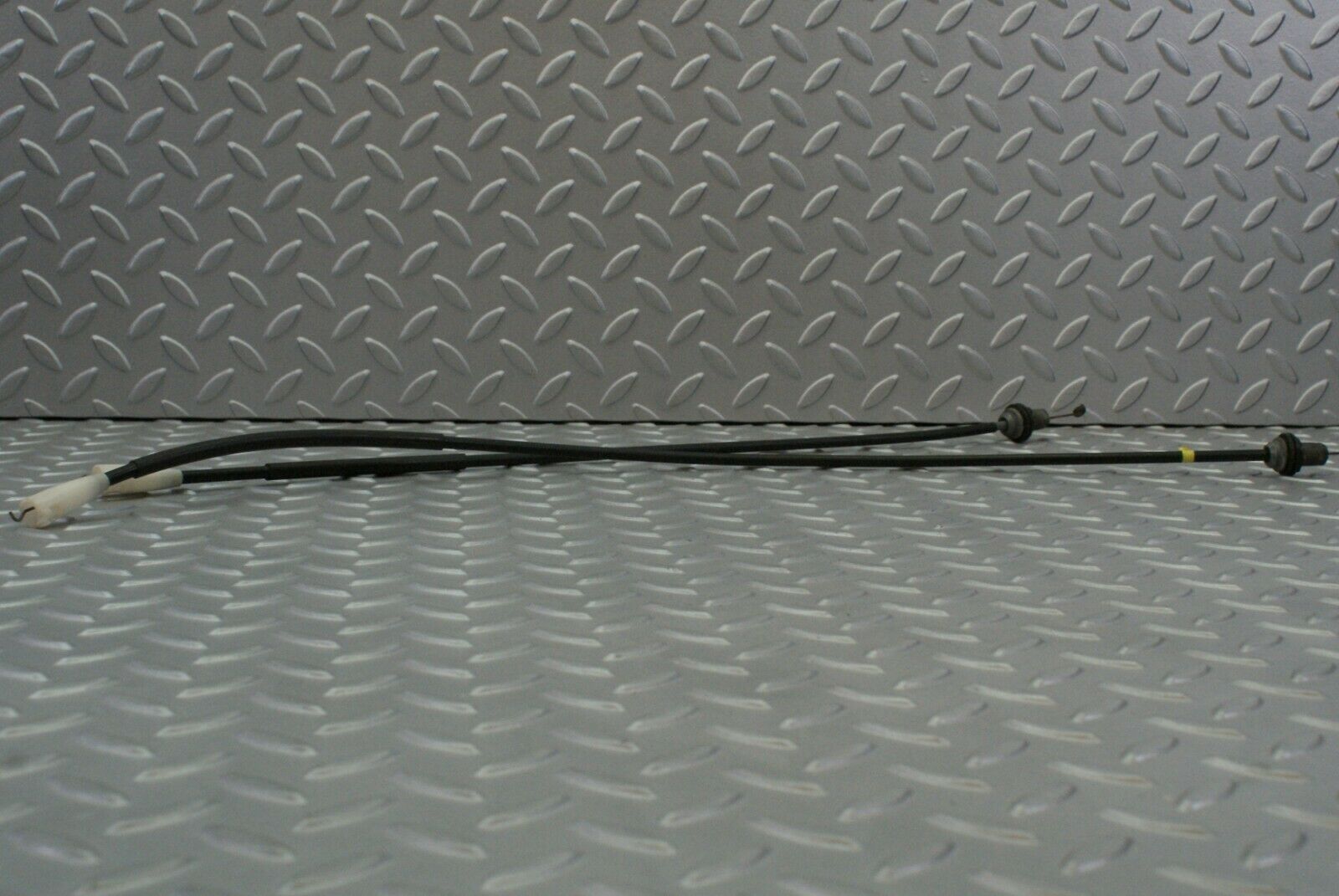 3047 Mercedes-Benz C123 280CE Coupe Heater Control Cable Pair