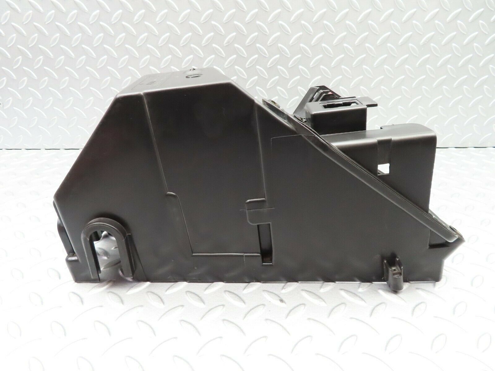 5496 Mercedes-Benz W124 230E Fuse Box 1245401850