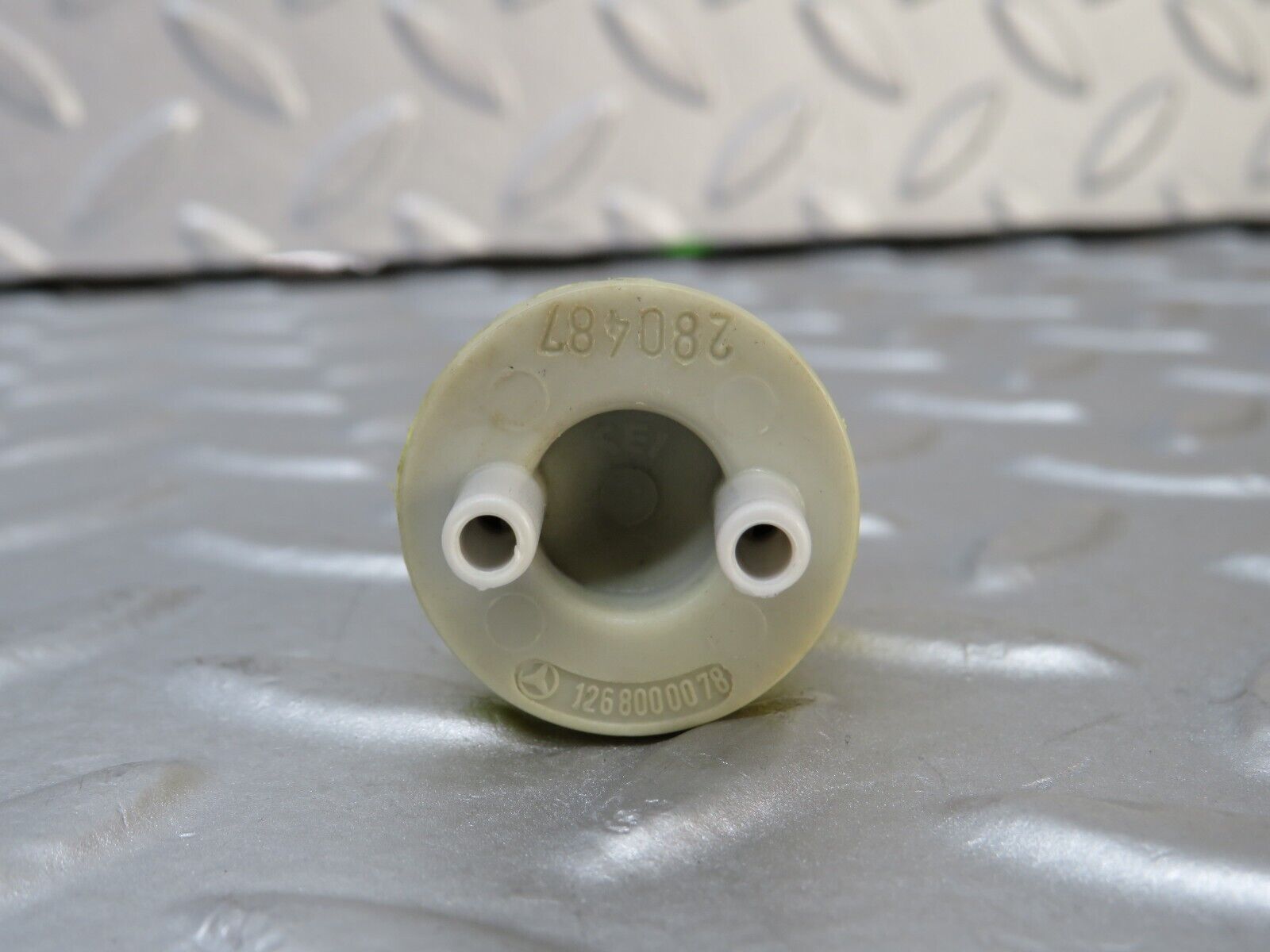 36902 Mercedes-Benz C126 420SEC Coupe Vacuum Check Valve Set 1268000078 1268000478