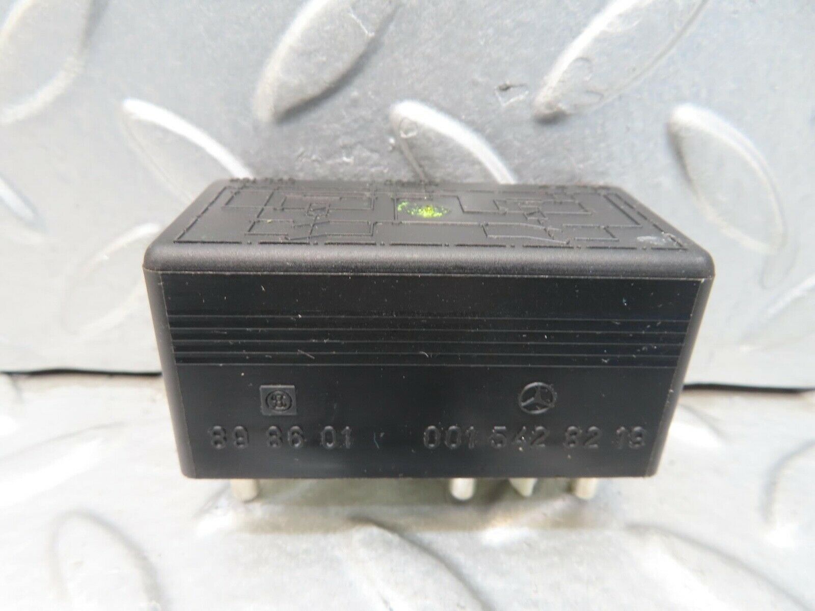 15084 Mercedes-Benz W140 S320 Auxiliary Fan Relay 0015428219