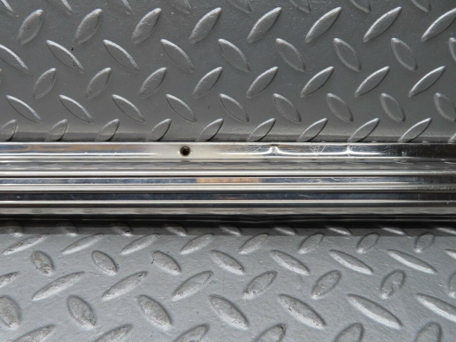 16756 Mercedes-Benz C107 380SLC Left Door Sill Chrome