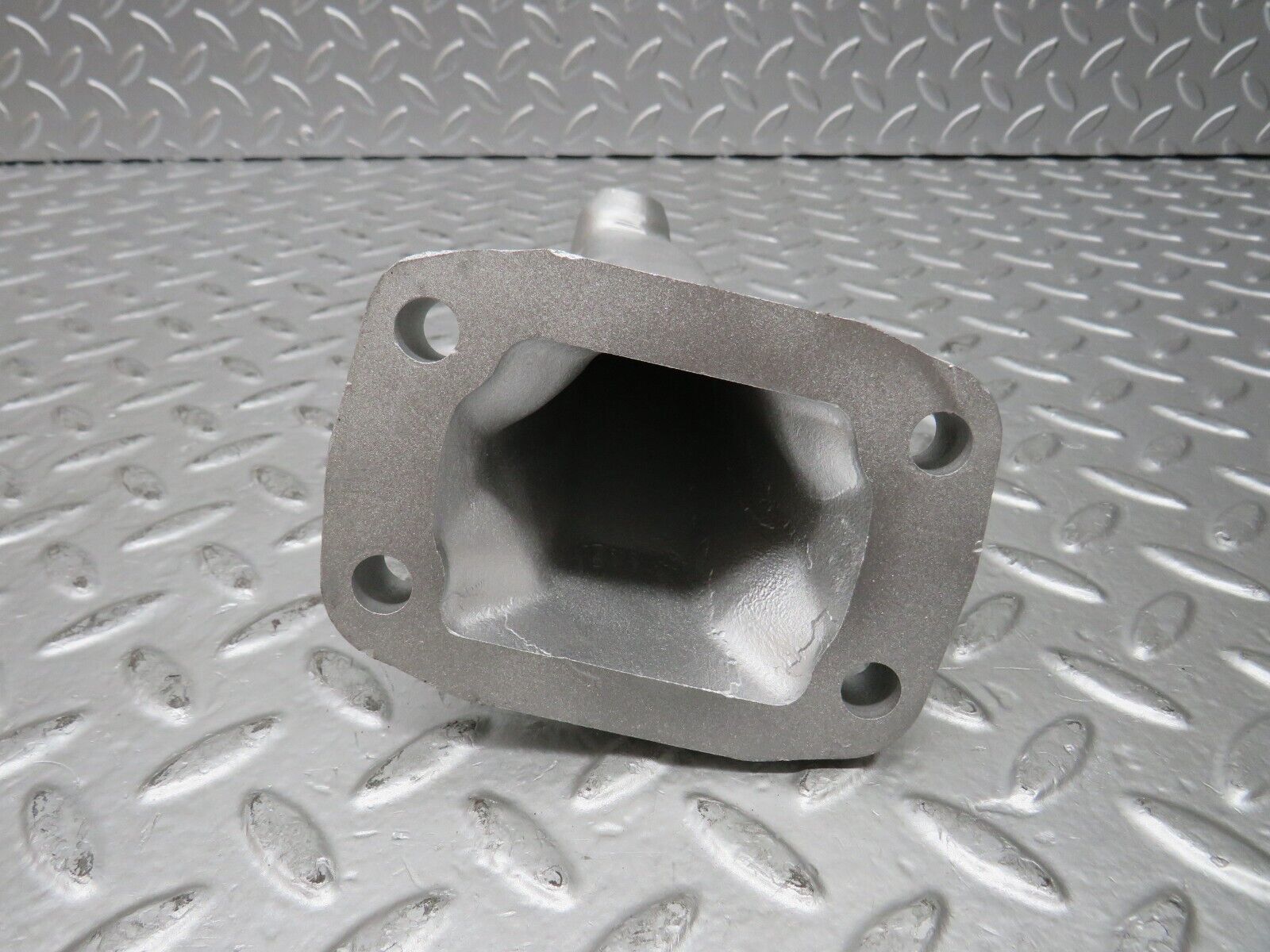 27324 Mercedes-Benz W123 280E Engine Mount Bracket Right Side 1232230304