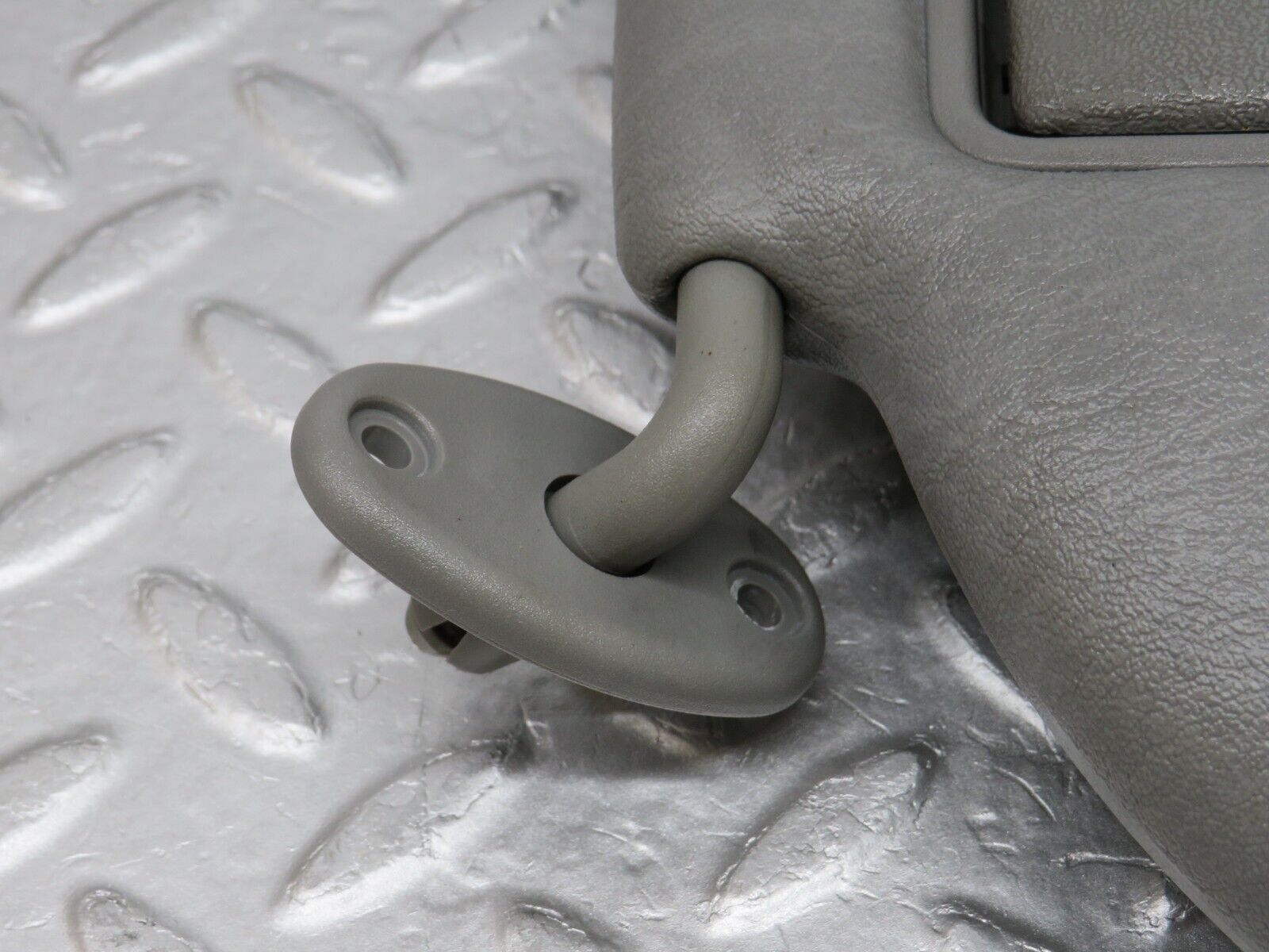 35970 Mercedes-Benz W126 420SE Sun Visor Left Side Grey