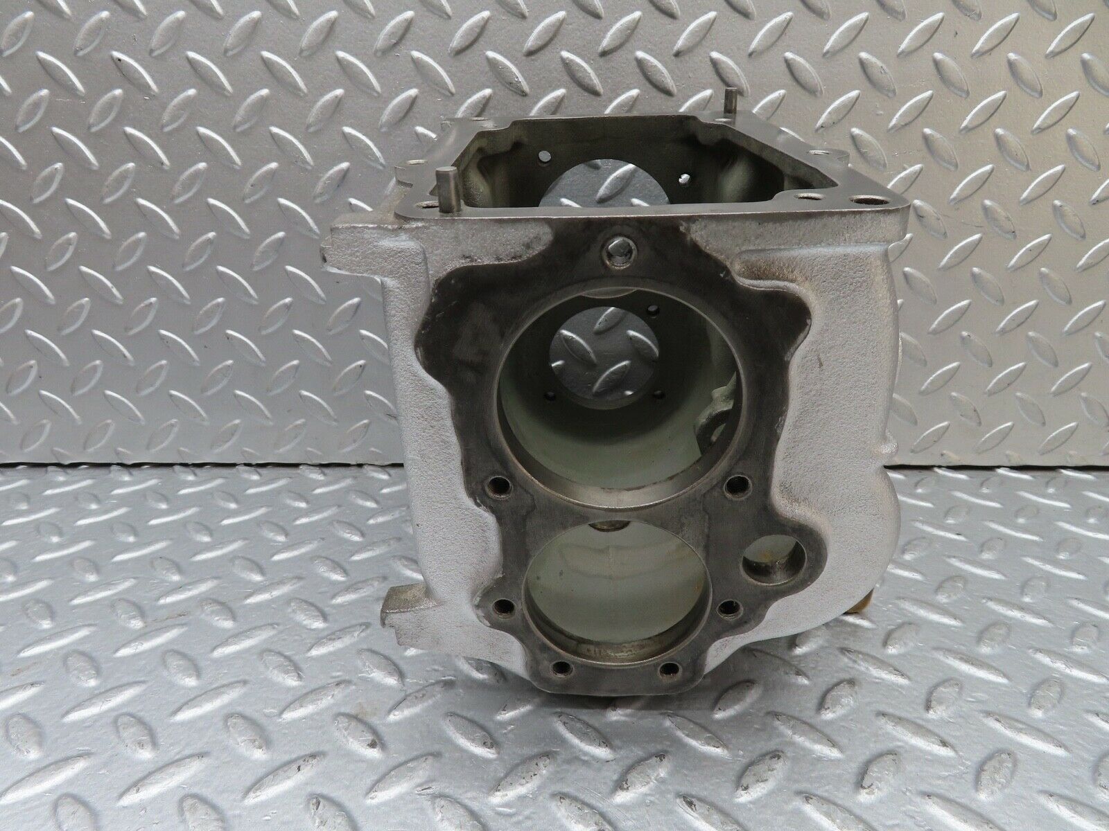 18518 Mercedes-Benz W111 Manual Gearbox Main Housing 1112610501