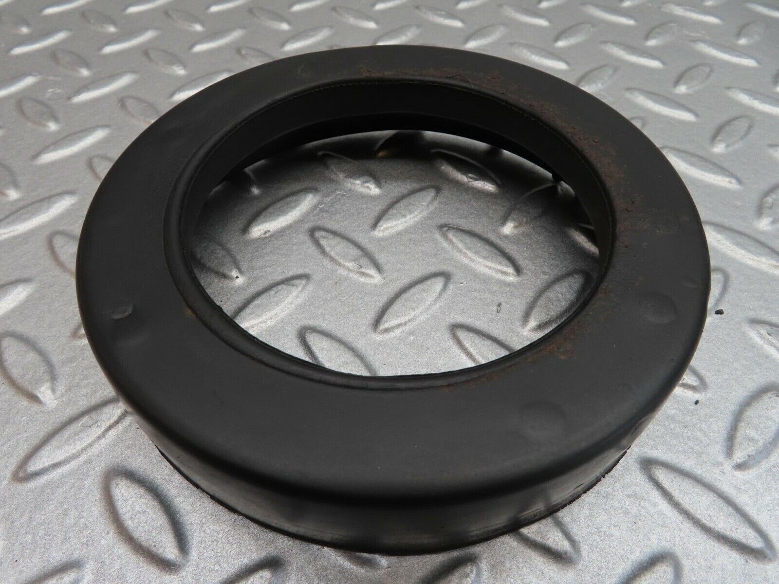 14131 Mercedes-Benz C107 280SLC Rear Coil Spring With Rubber Buffer