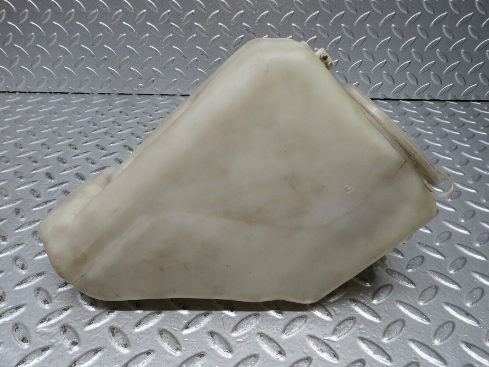 28987 Mercedes-Benz C124 320CE Windscreen Washer Fluid Reservoir 1248691020