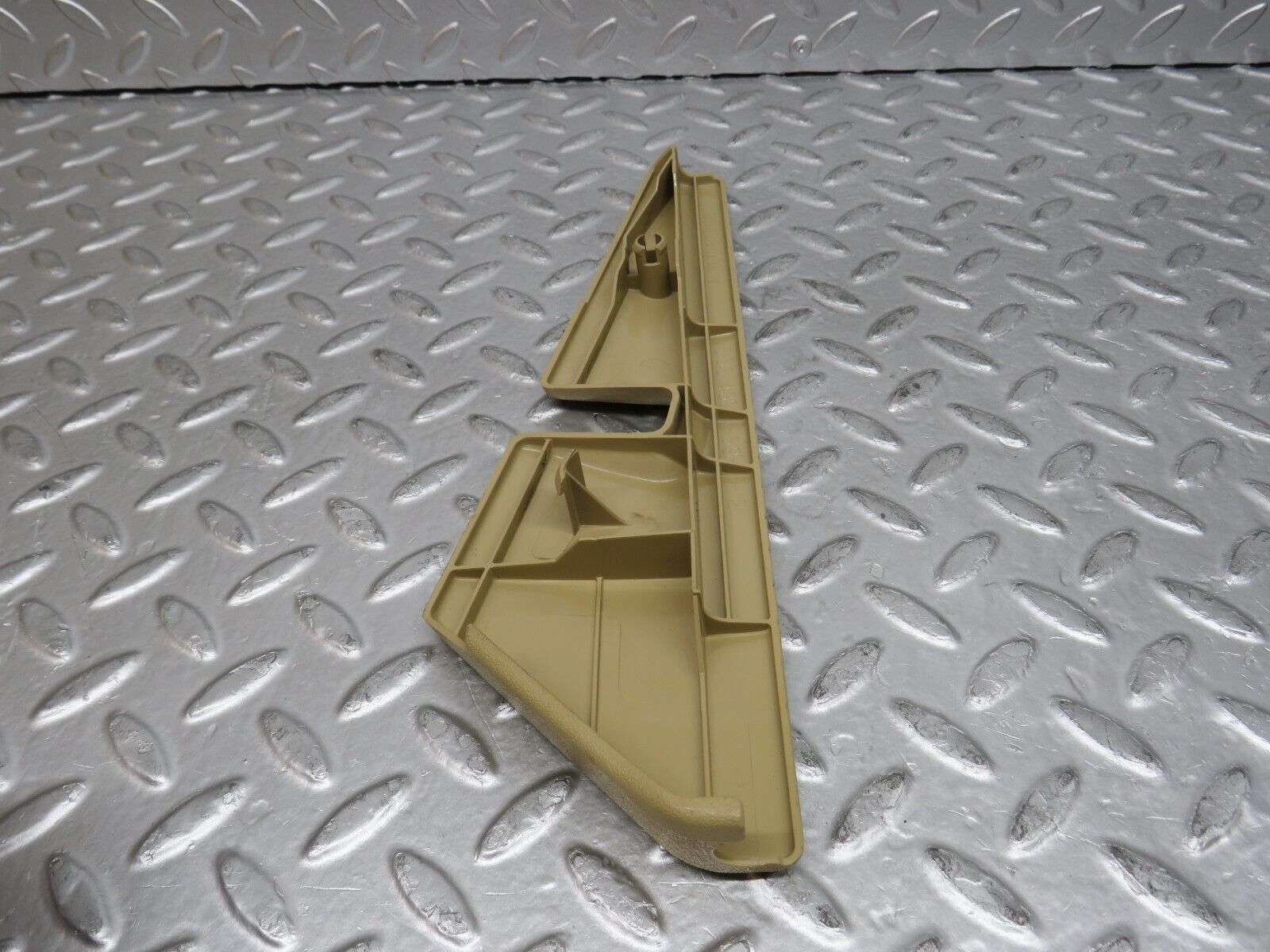 29391 Mercedes-Benz W124 230E Front Right Driver Seat Trim Beige 1249190220