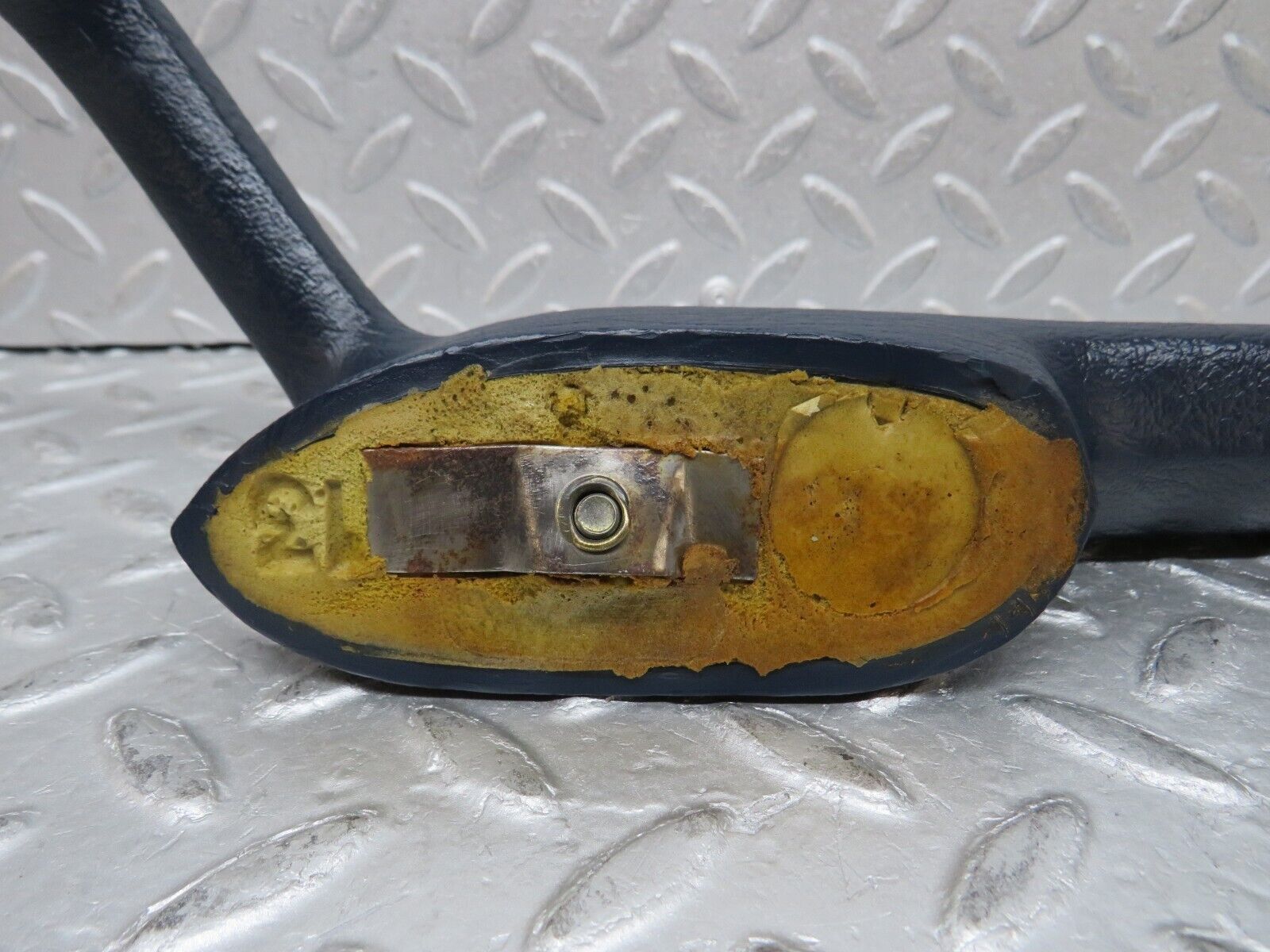 37302 Mercedes-Benz W109 300SEL Interior Door Handle Front Left Blue