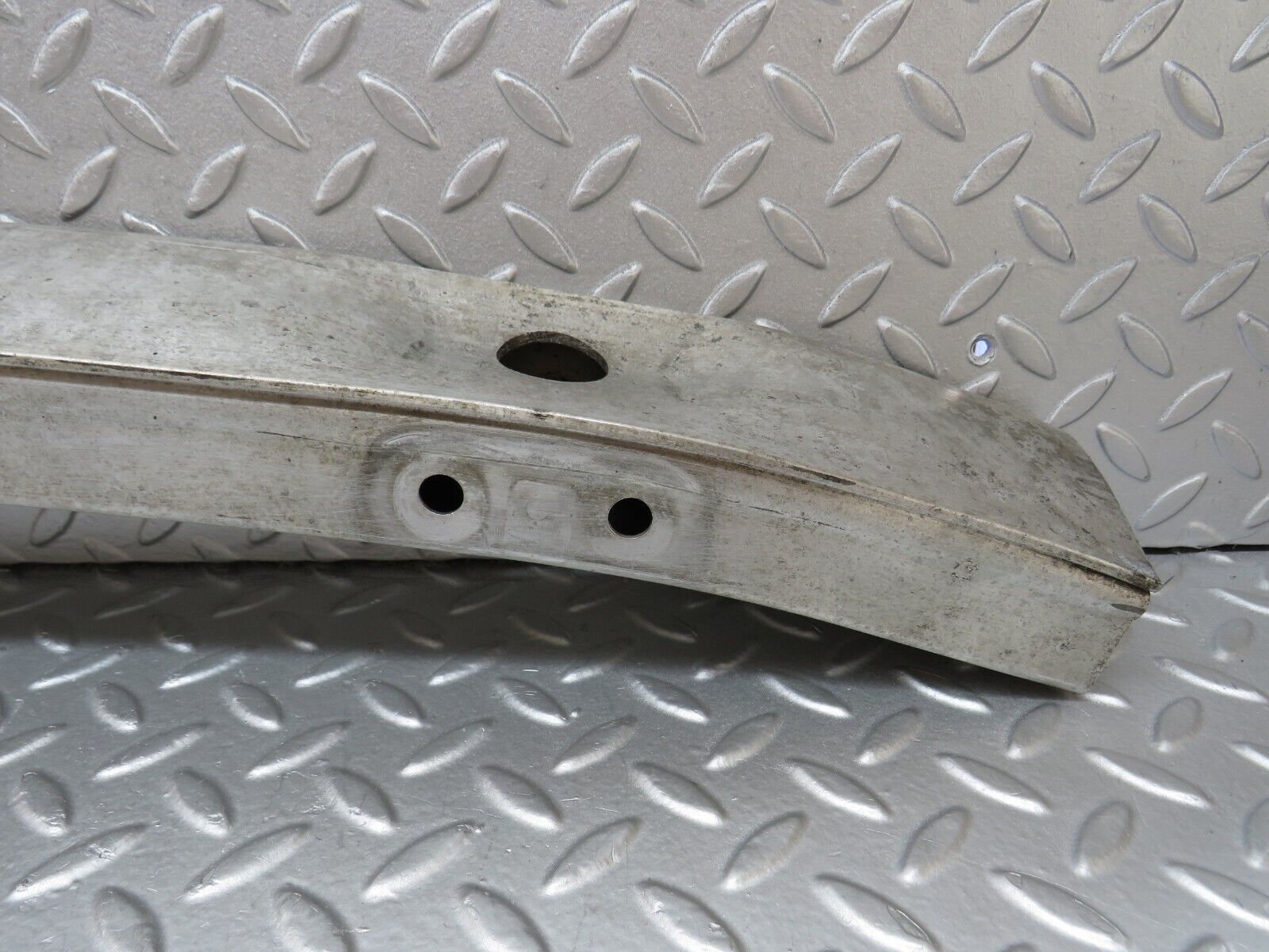 35254 Mercedes-Benz W221 Rear Bumper Reinforcement Crash Bar 2216100020