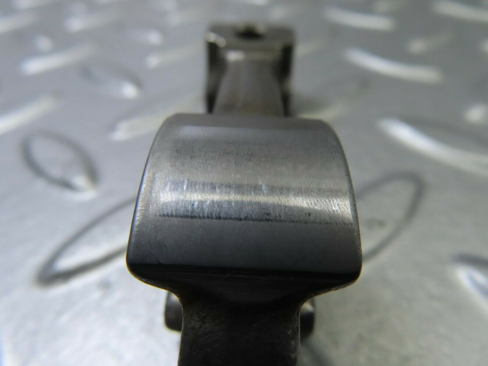 9134 Mercedes-Benz W108 Valve Rocker Arm With Retaining Spring