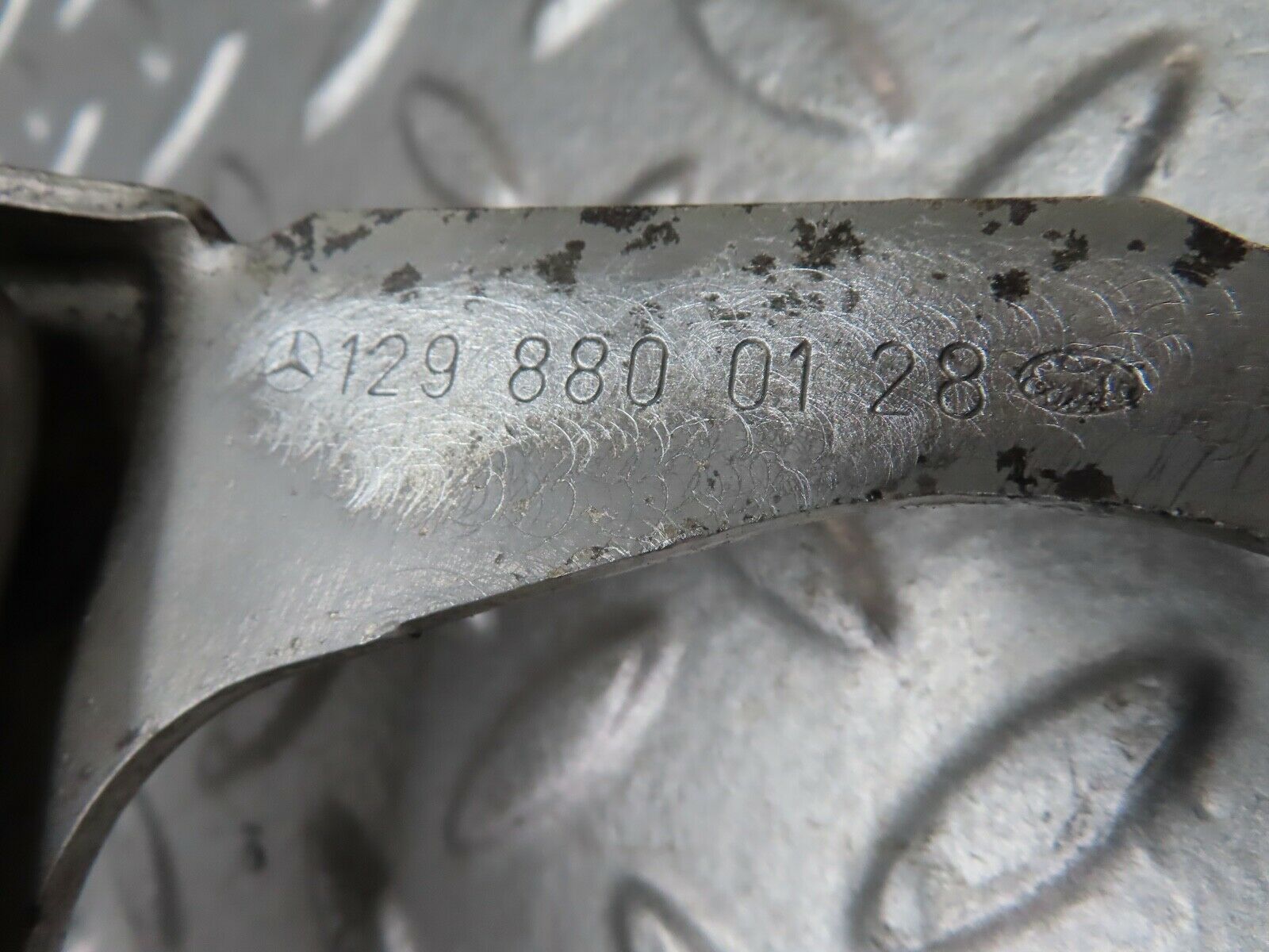 19479 Mercedes-Benz C140 CL420 Coupe Bonnet Hinge Left Side 1298800128