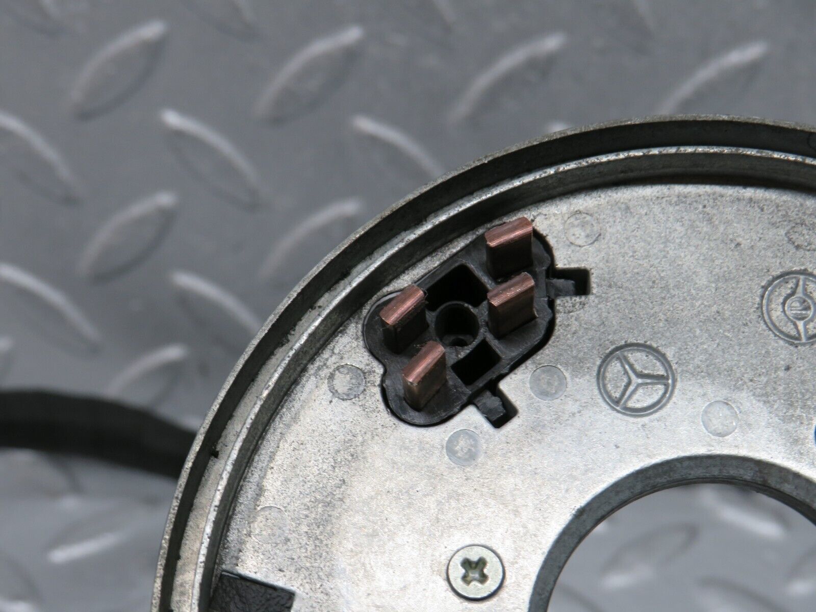 38768 Mercedes-Benz W201 190E 2.6L Indicator Wiper Stalk & Contact Plate 2015400544 1244620597