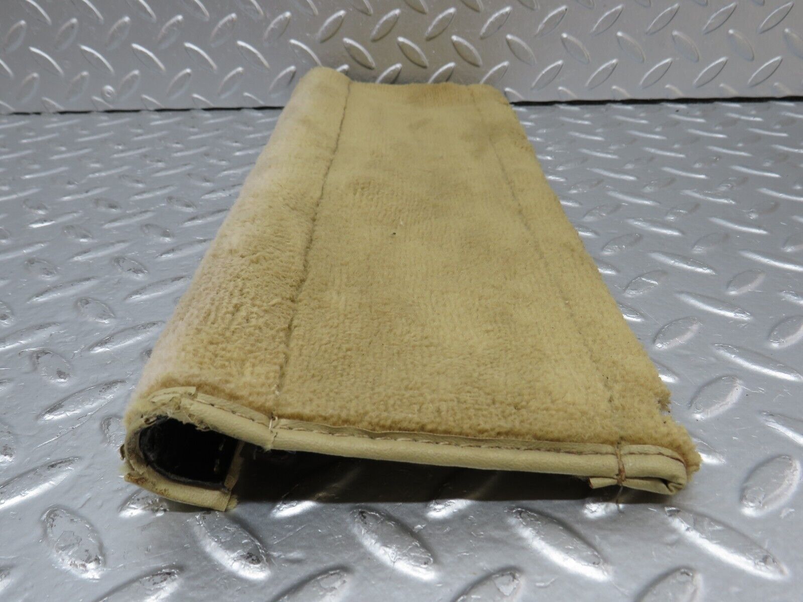 34450 Mercedes-Benz C126 380SEC Front Right Seat Under Cover Beige